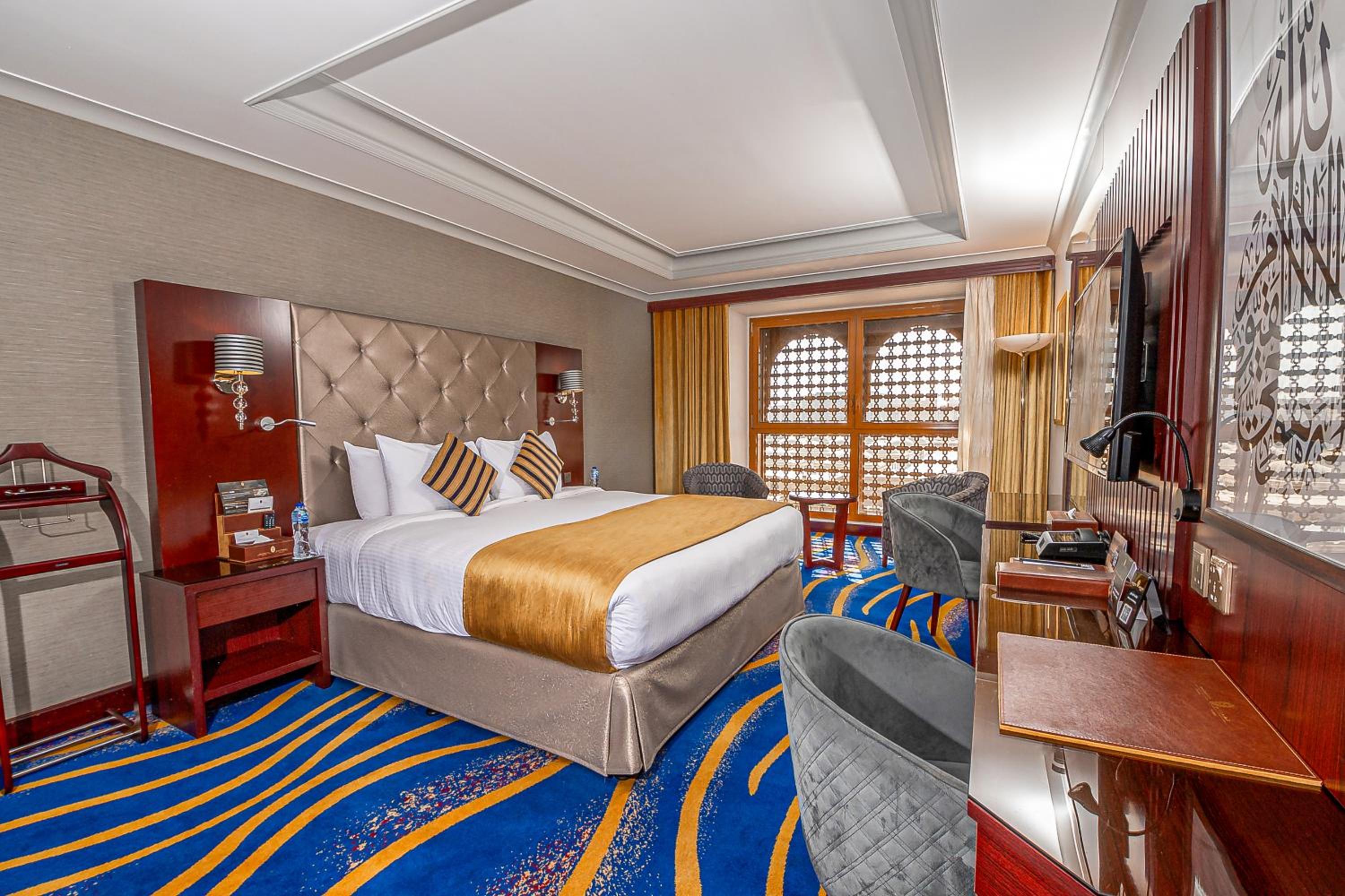 Business suite 1-Bedroom with Haram View  - Photo 3