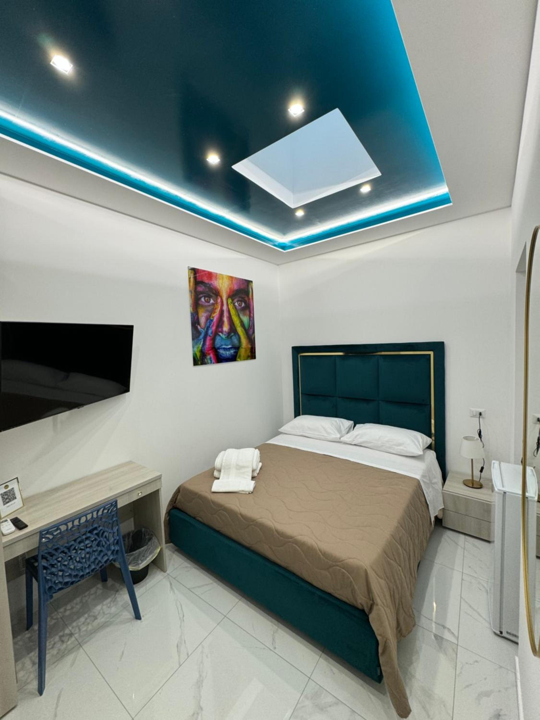 Superior King Room