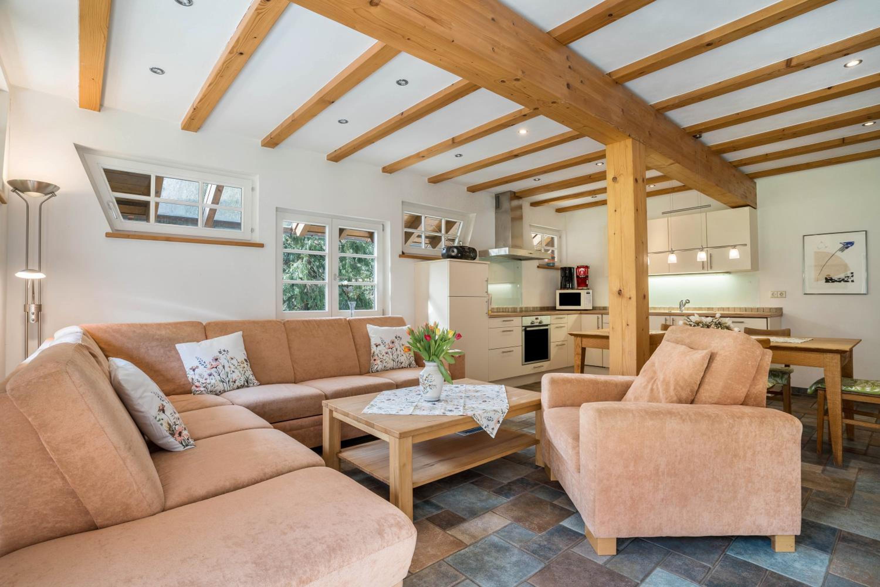 Two-Bedroom Deluxe Apartment with Garden View photo 1