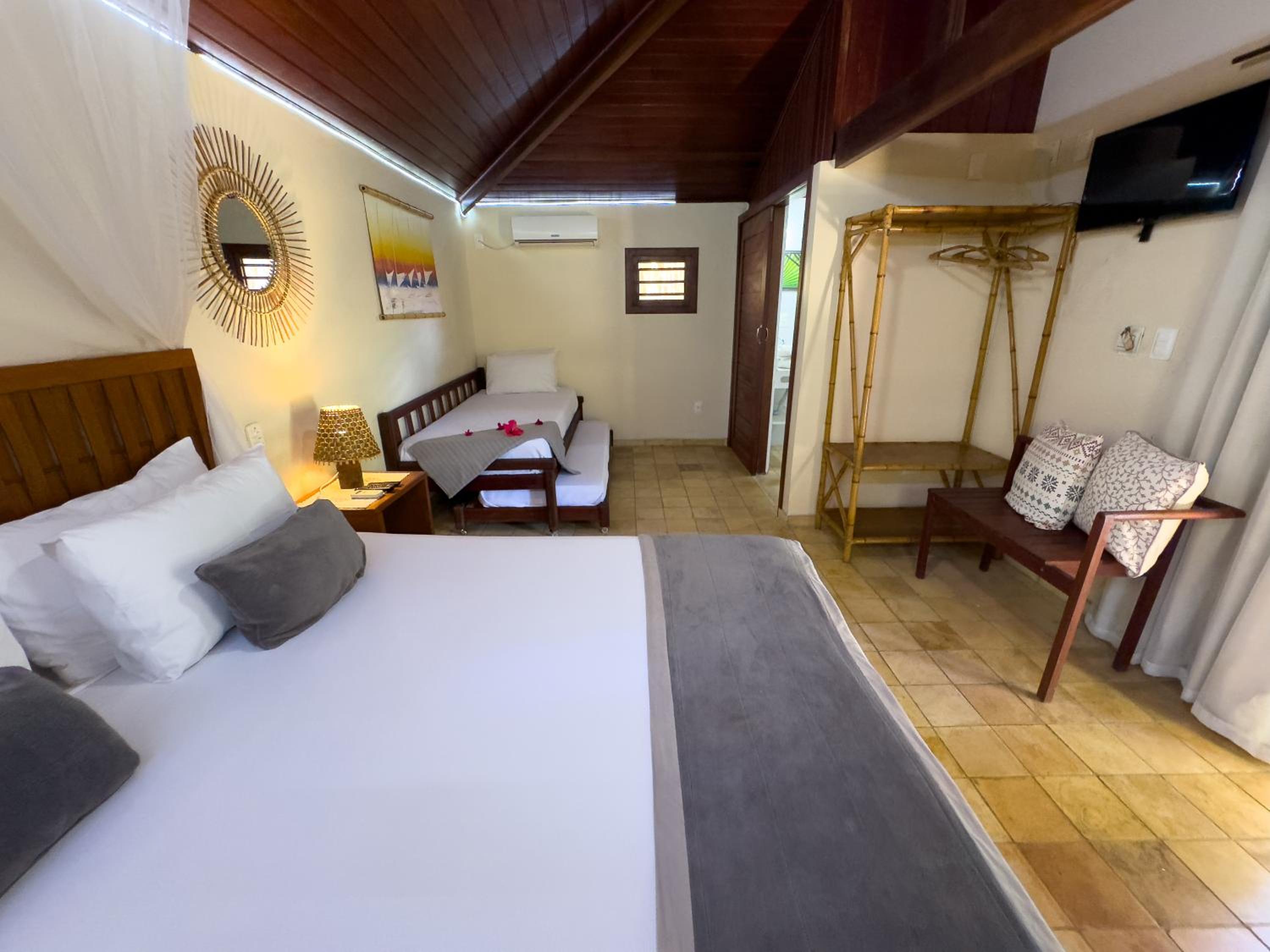 Quadruple Room - Photo 1