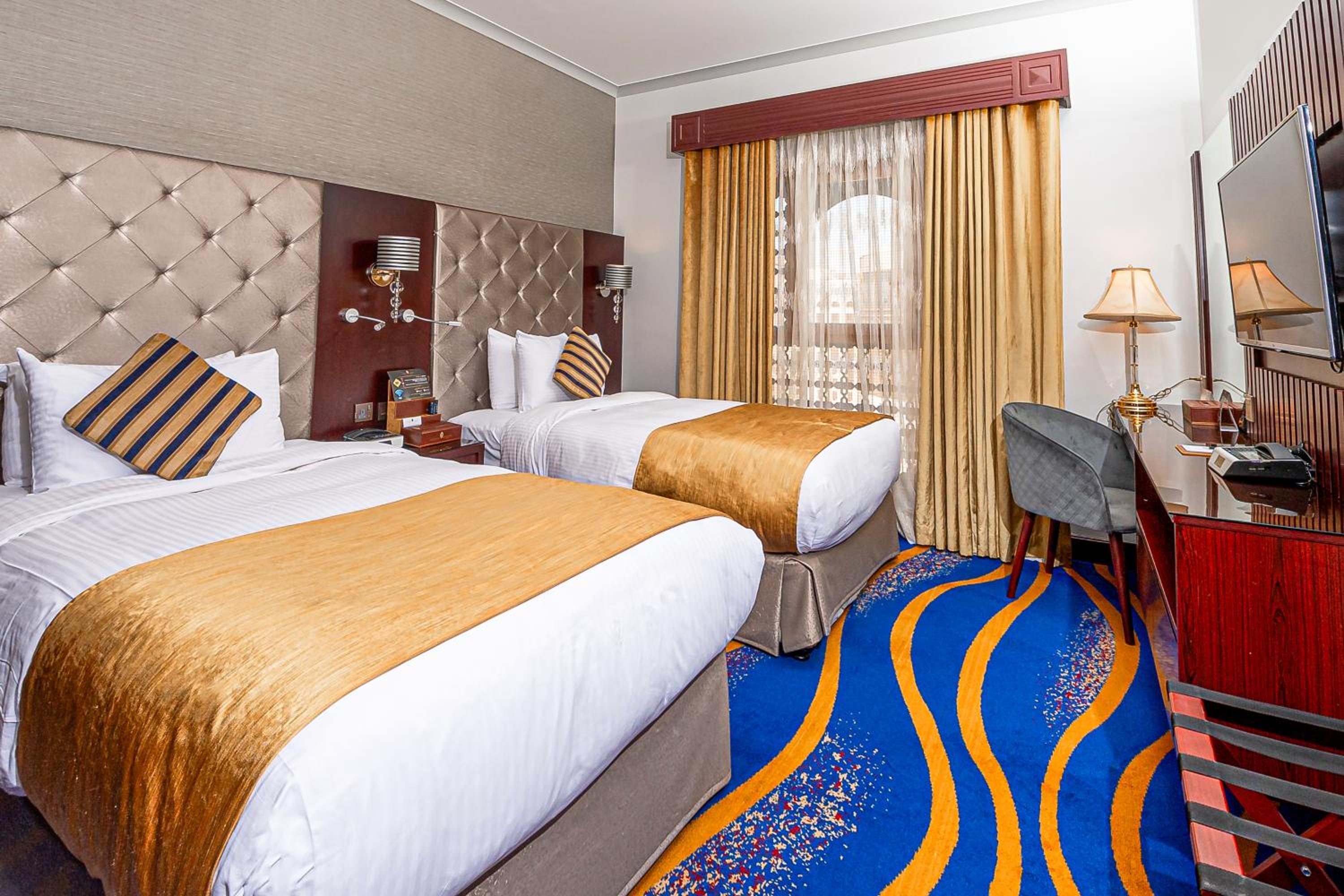 Ameri 2-Bedrooms Suite with City View  - Photo 2