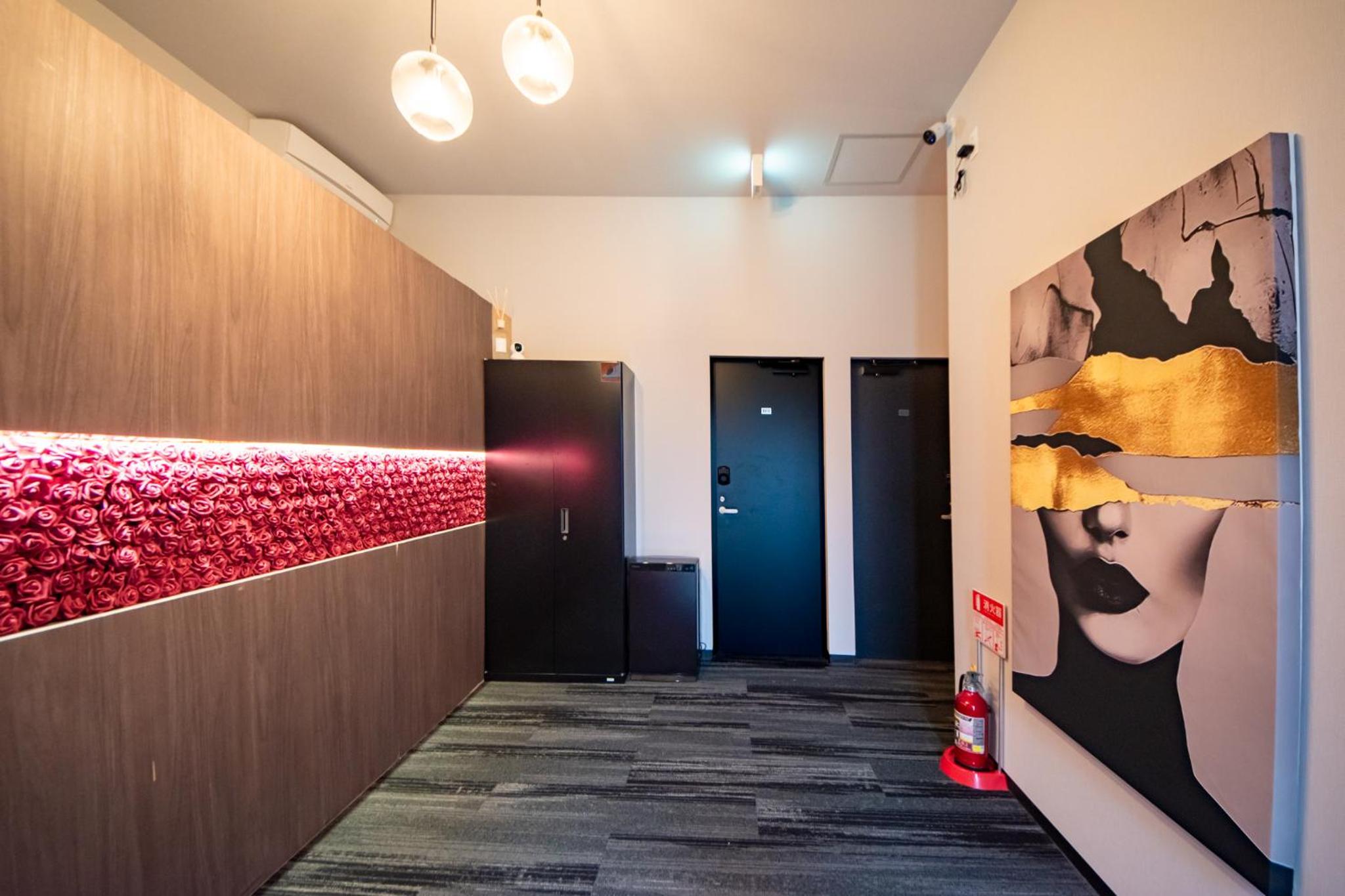 One-Bedroom Apartment - Photo 39