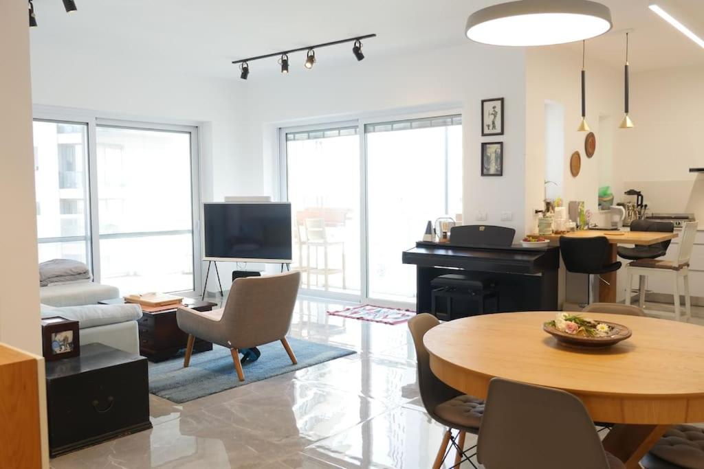 Three-Bedroom Apartment photo 1