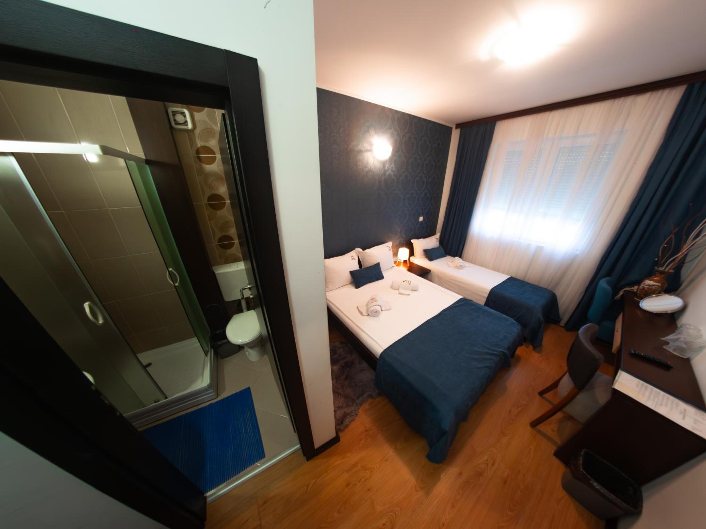 Triple Room - Photo 3