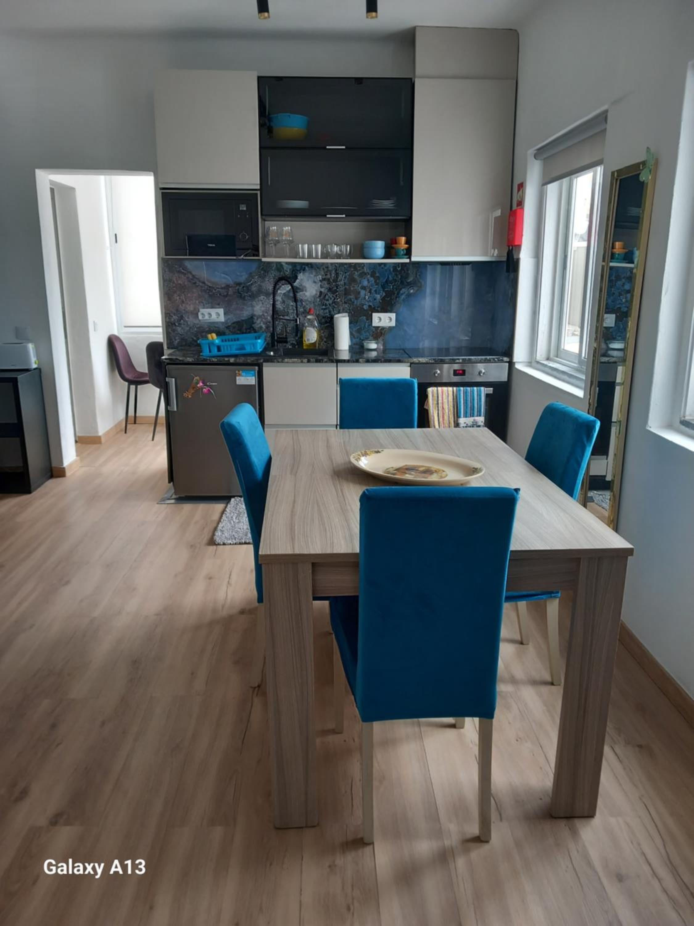Apartment photo 2