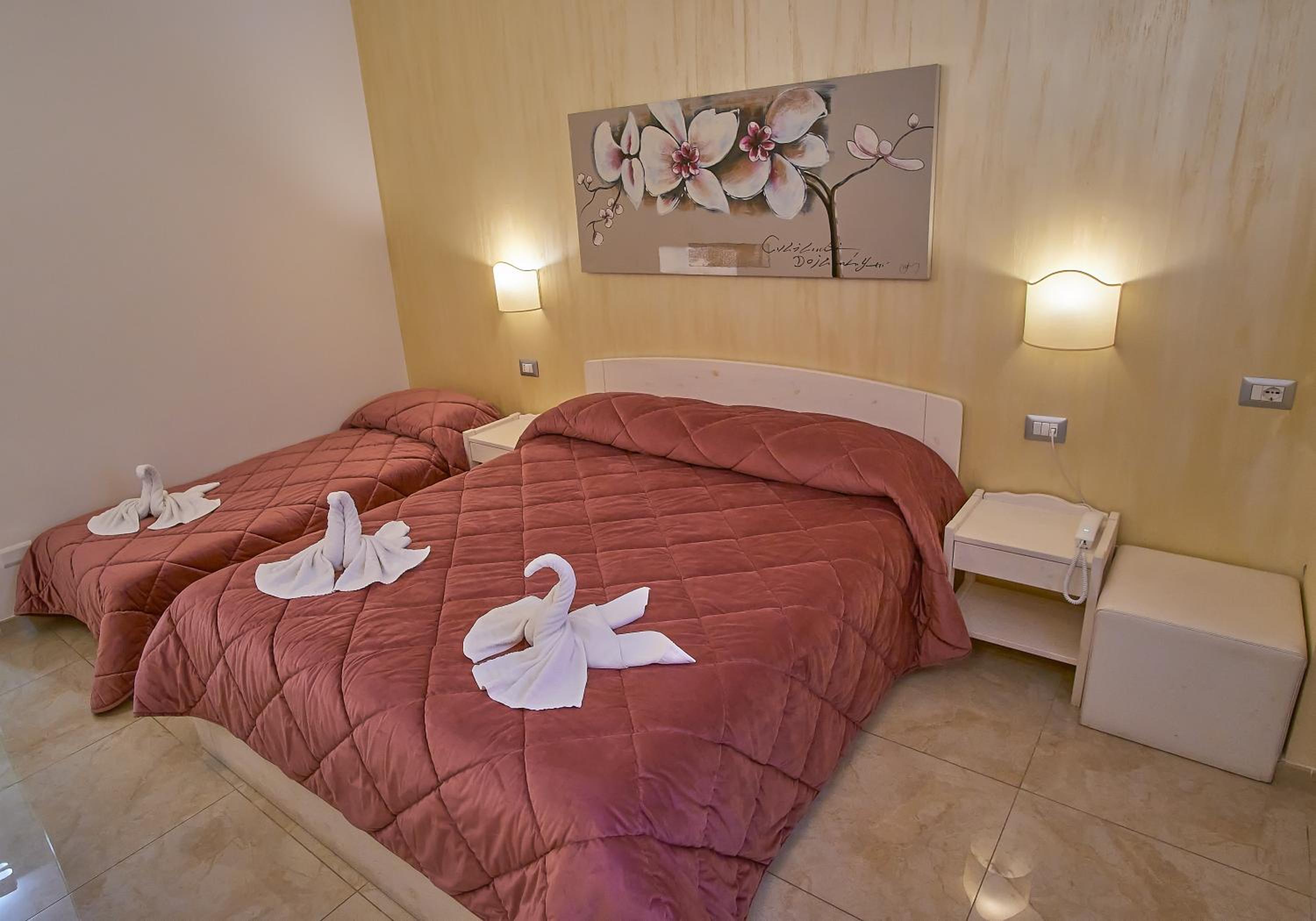 Comfort Triple Room - Photo 4