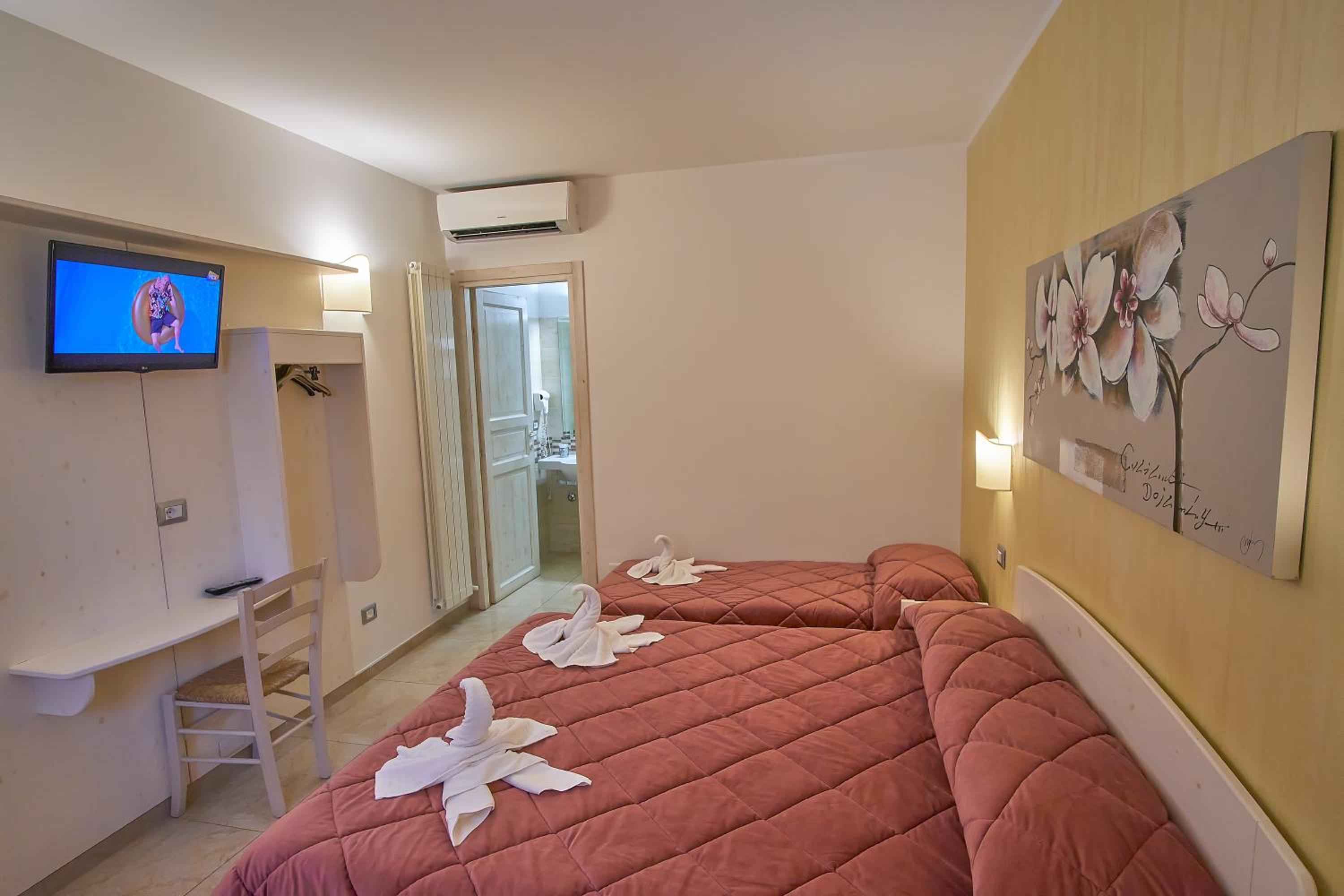 Comfort Triple Room - Photo 3
