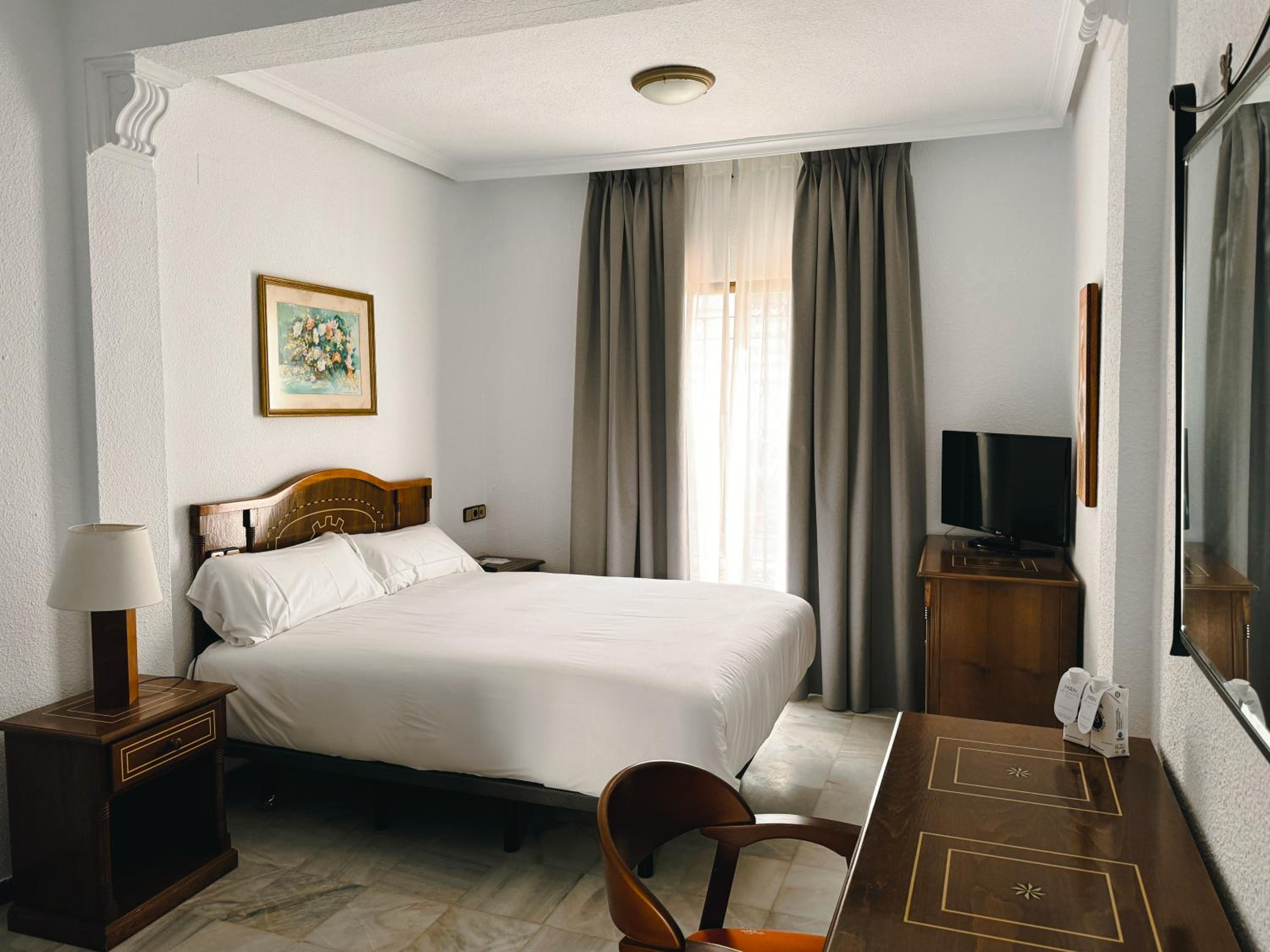 Double Room - Photo 1
