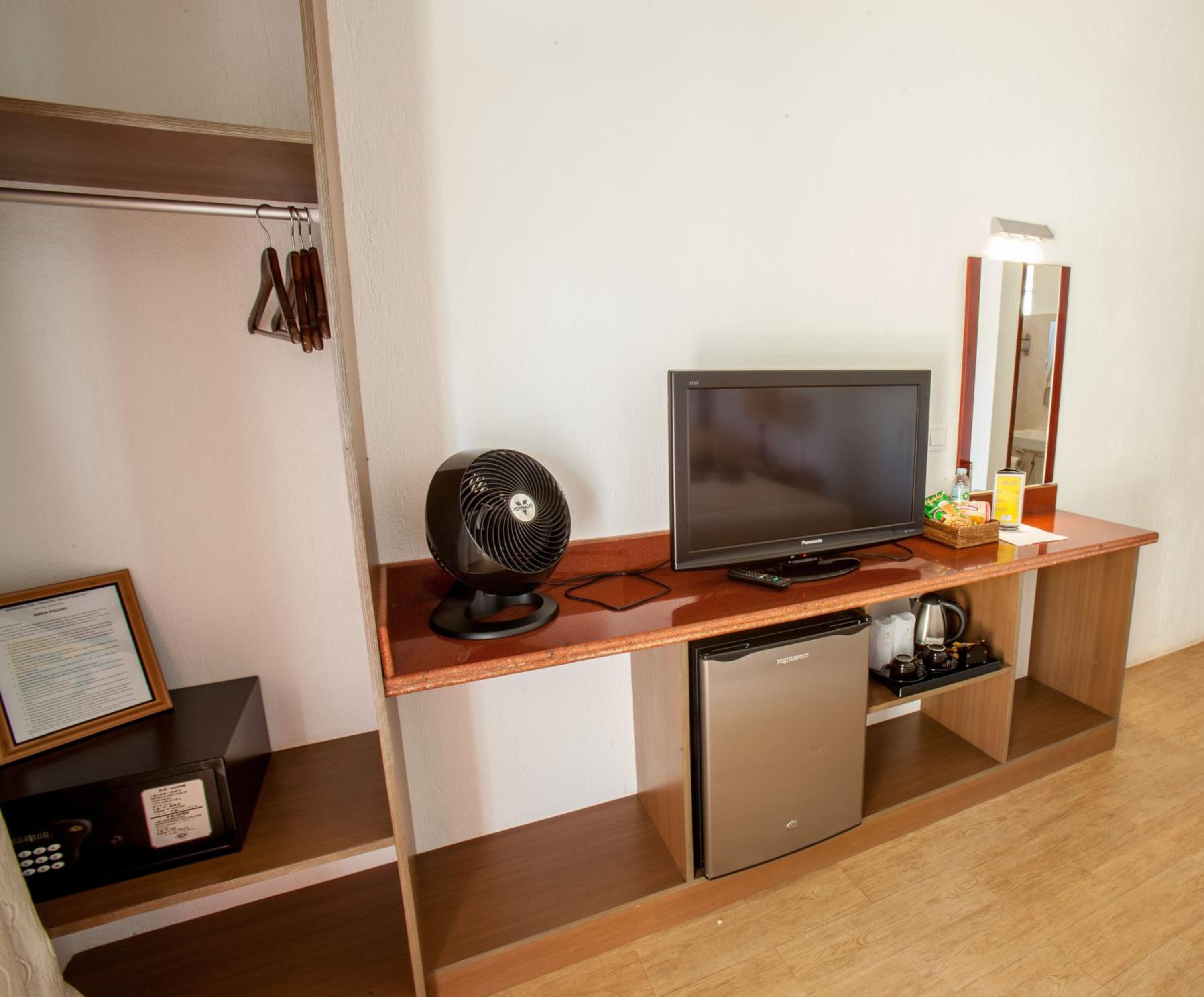 Deluxe Twin Room photo 3