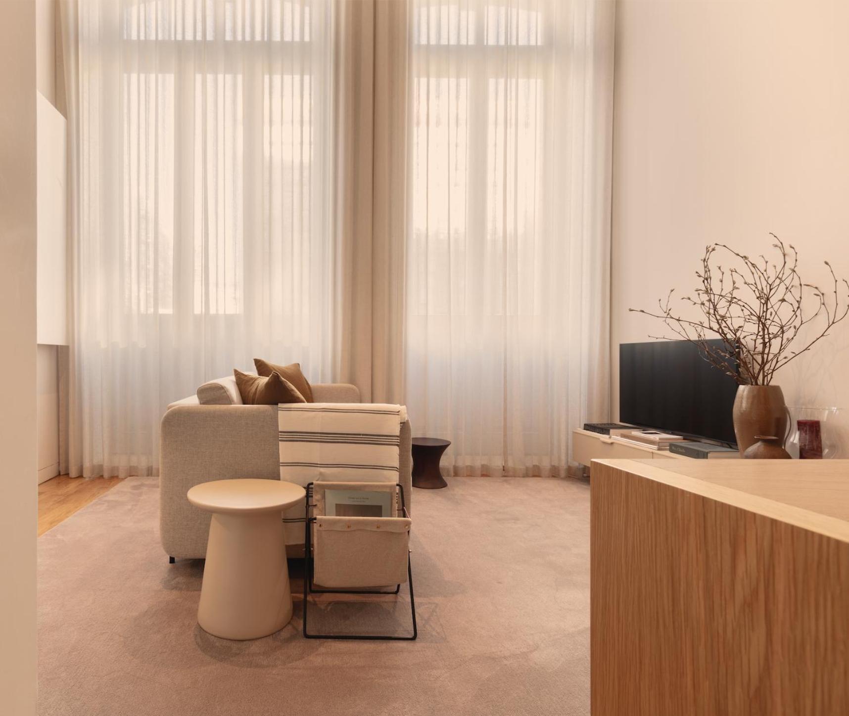 One-Bedroom Apartment - Ground Floor with City View