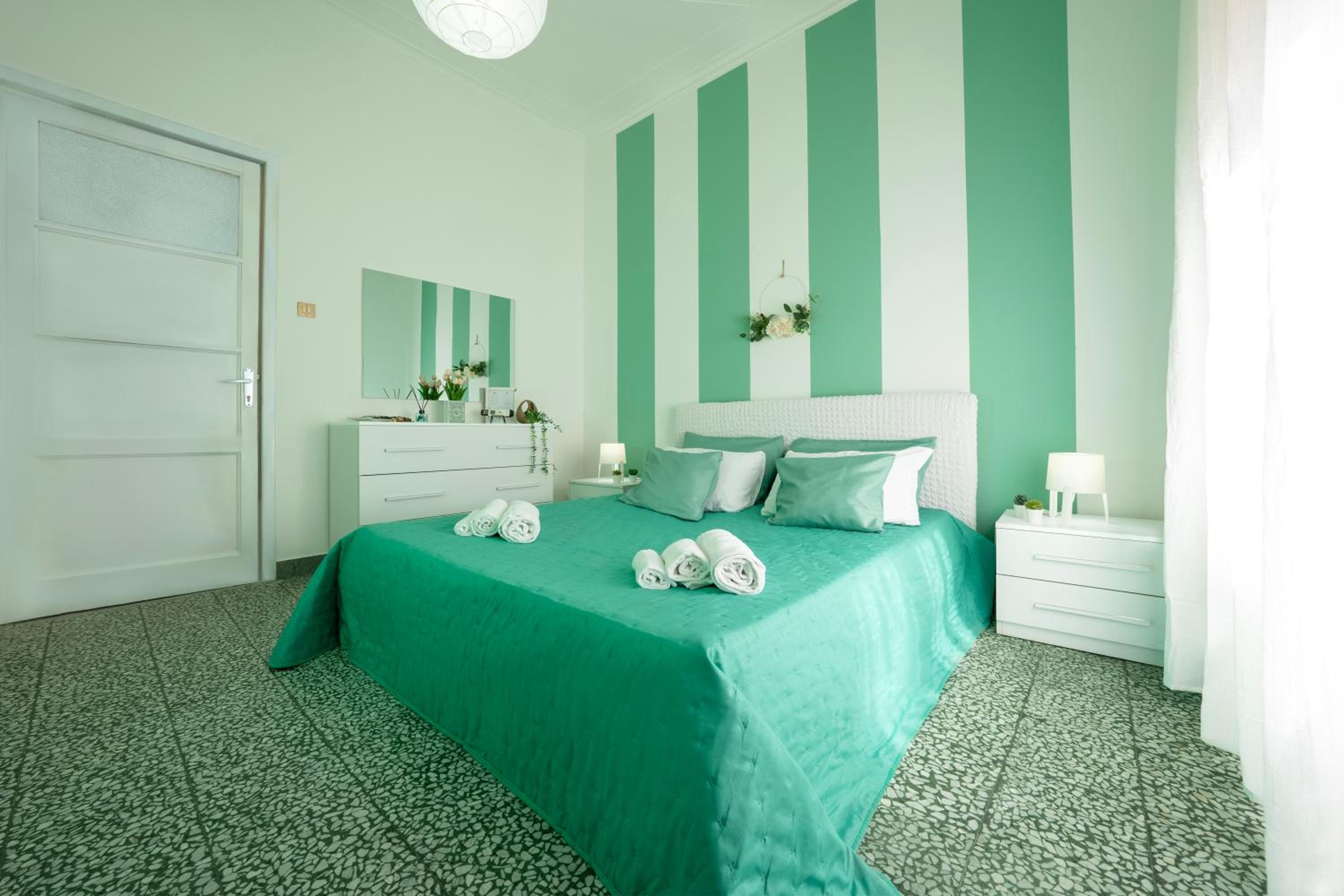 Double Room with Private Bathroom - Photo 1