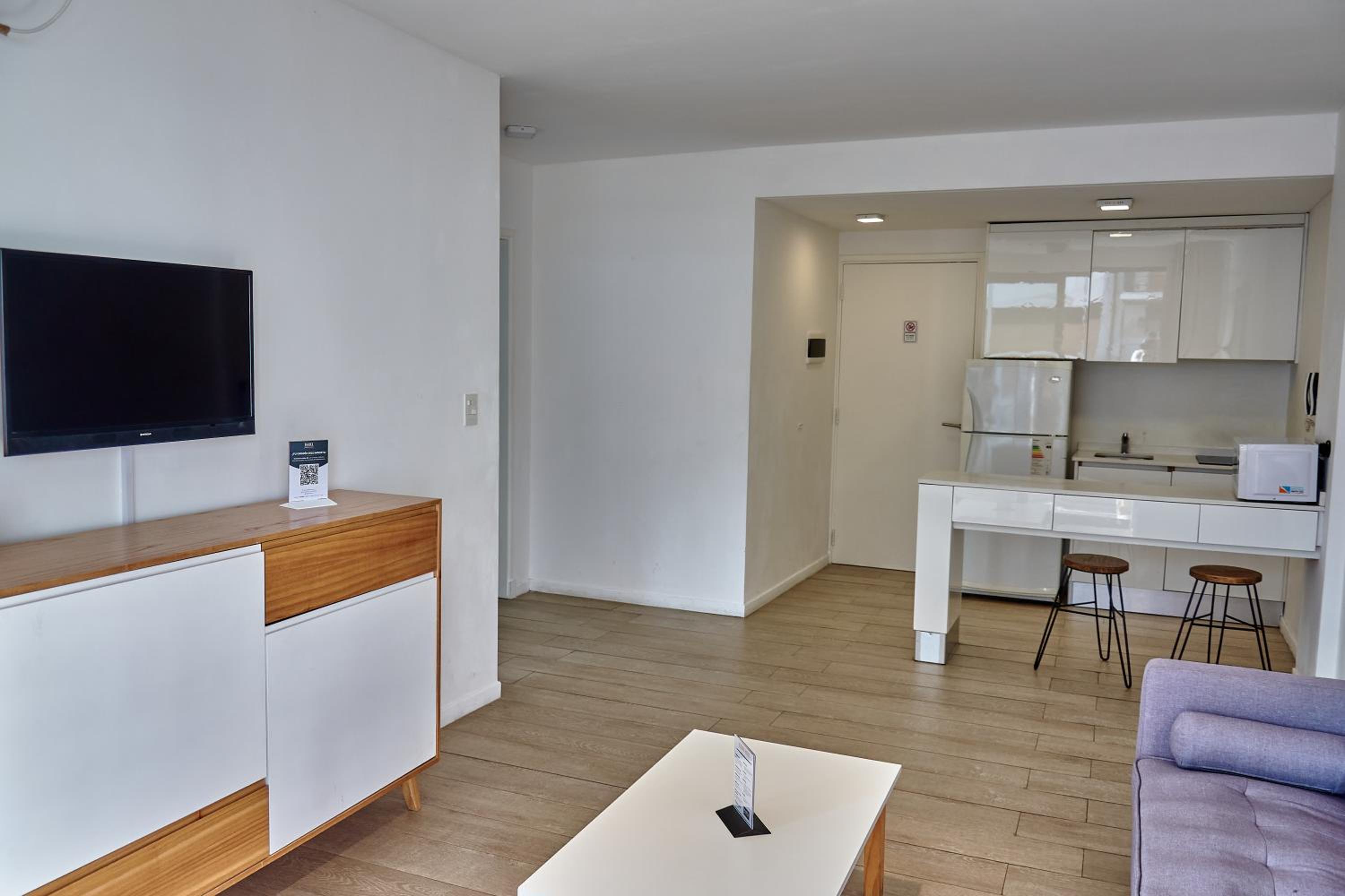 Apartment photo 3