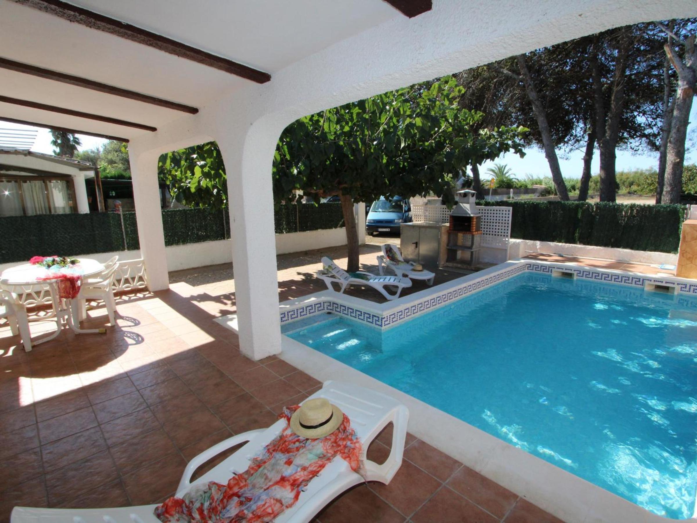 Villa photo 3