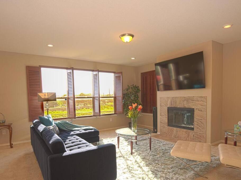 Three-Bedroom House photo 1