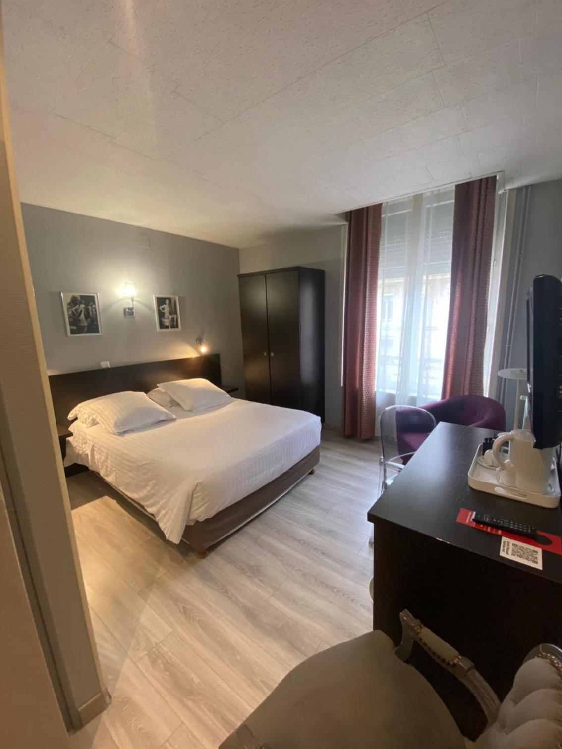 Large Double Room photo 3