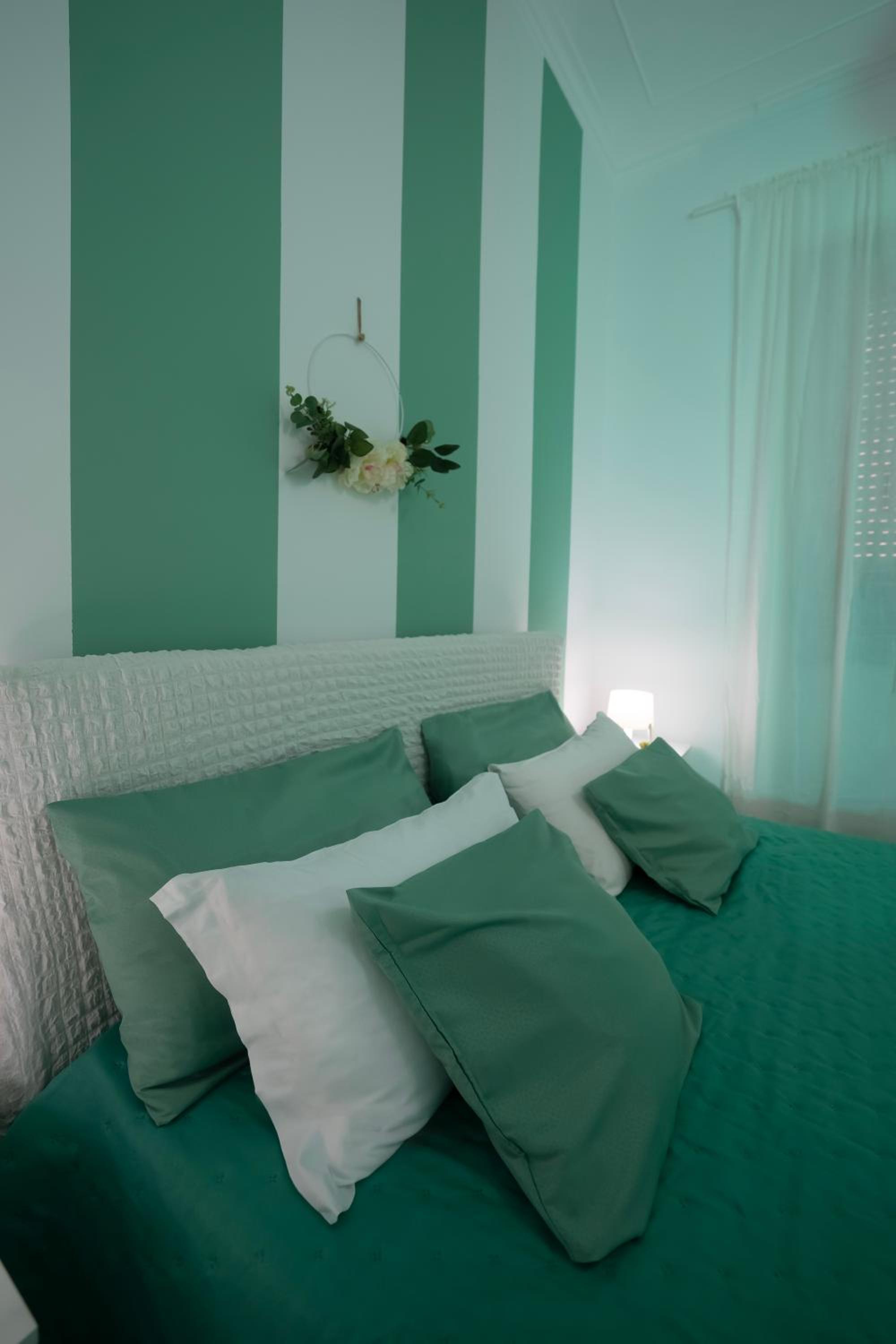 Double Room with Private Bathroom - Photo 3