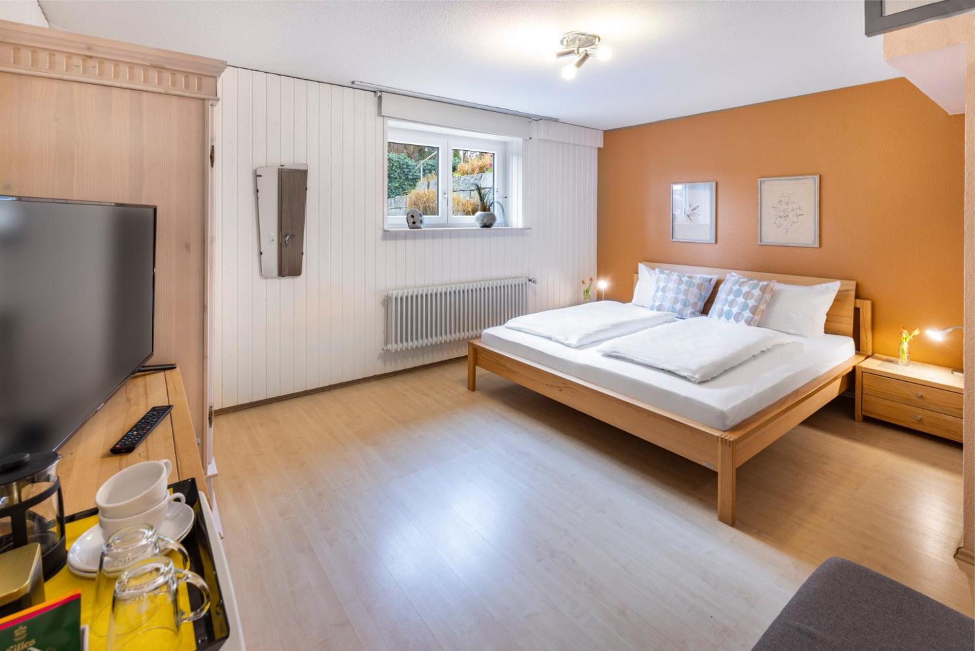 Basement Room photo 1
