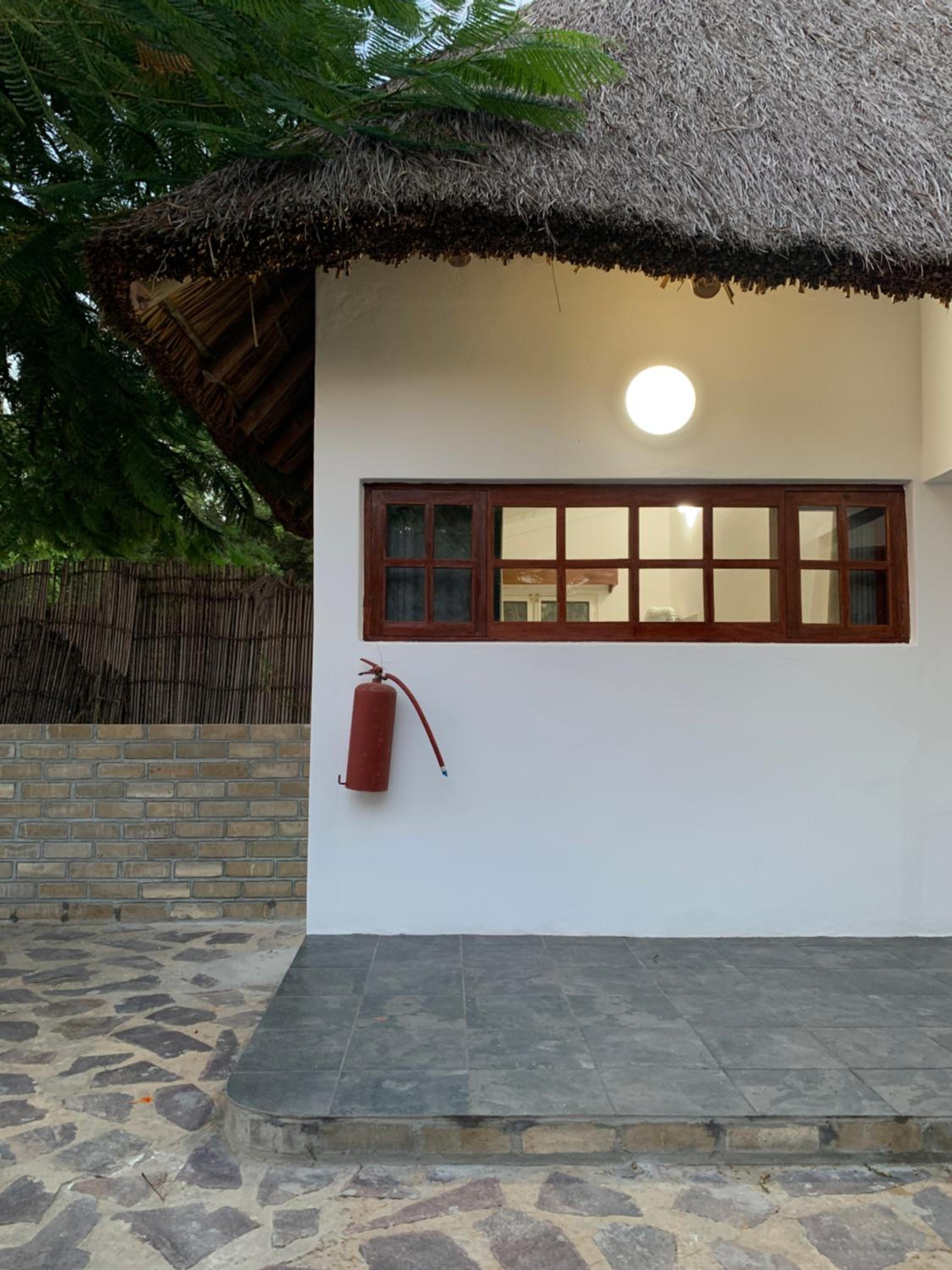 Deluxe Room (2 Adults + 1 Child) photo 2