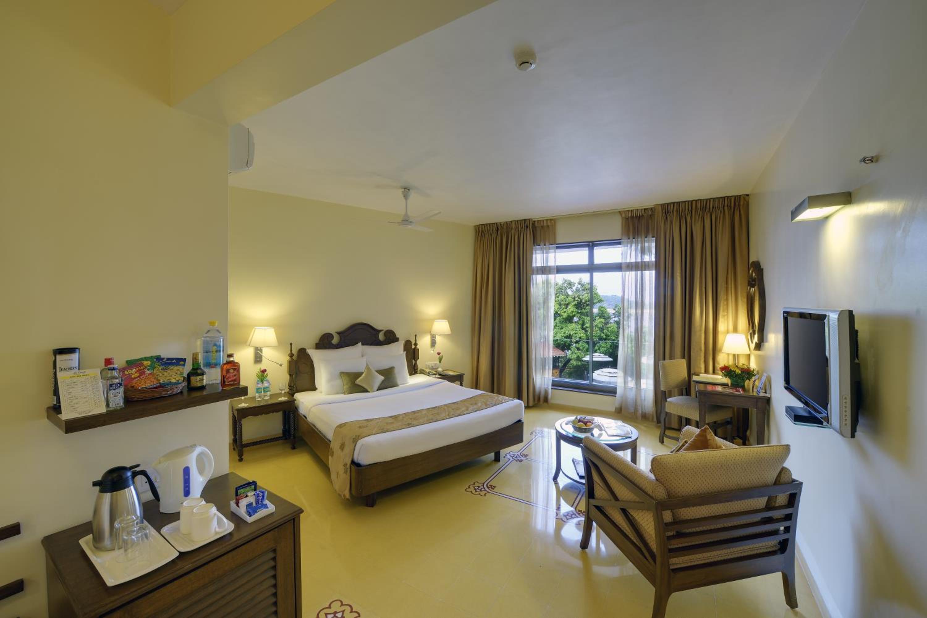Superior Double or Twin Room with River View - Photo 1