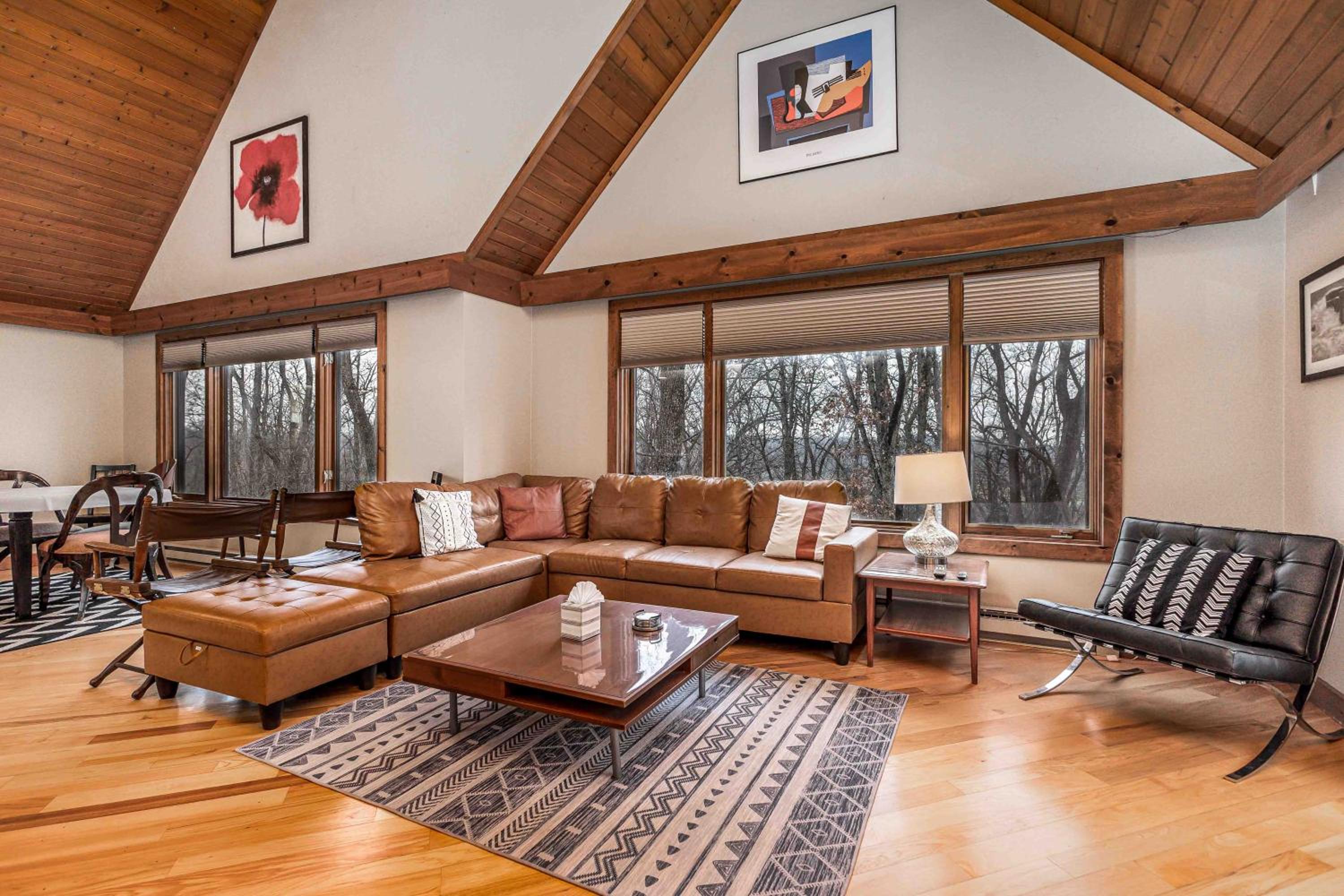 Four-Bedroom House photo 1