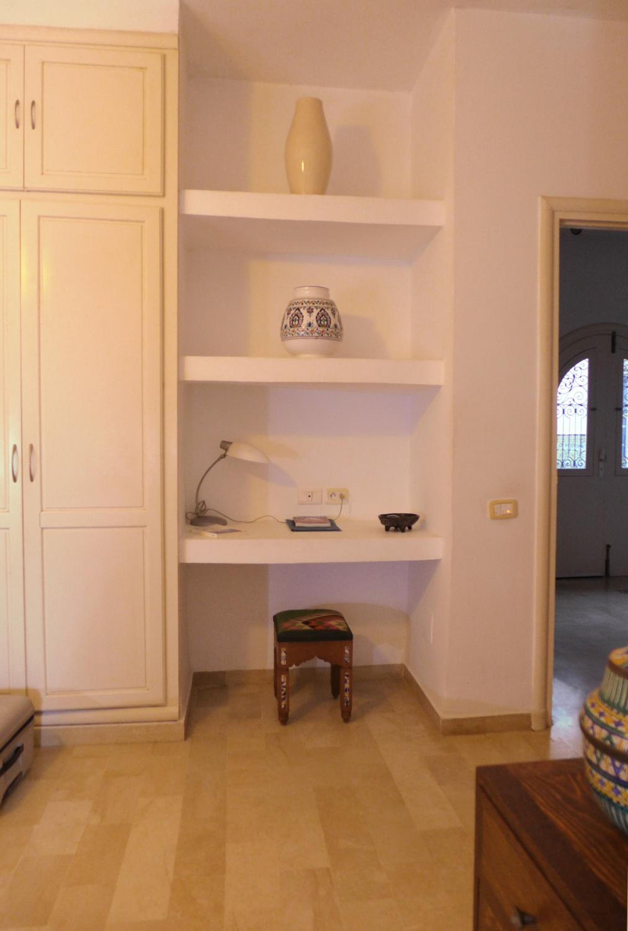 Deluxe Double Room with Bath photo 3