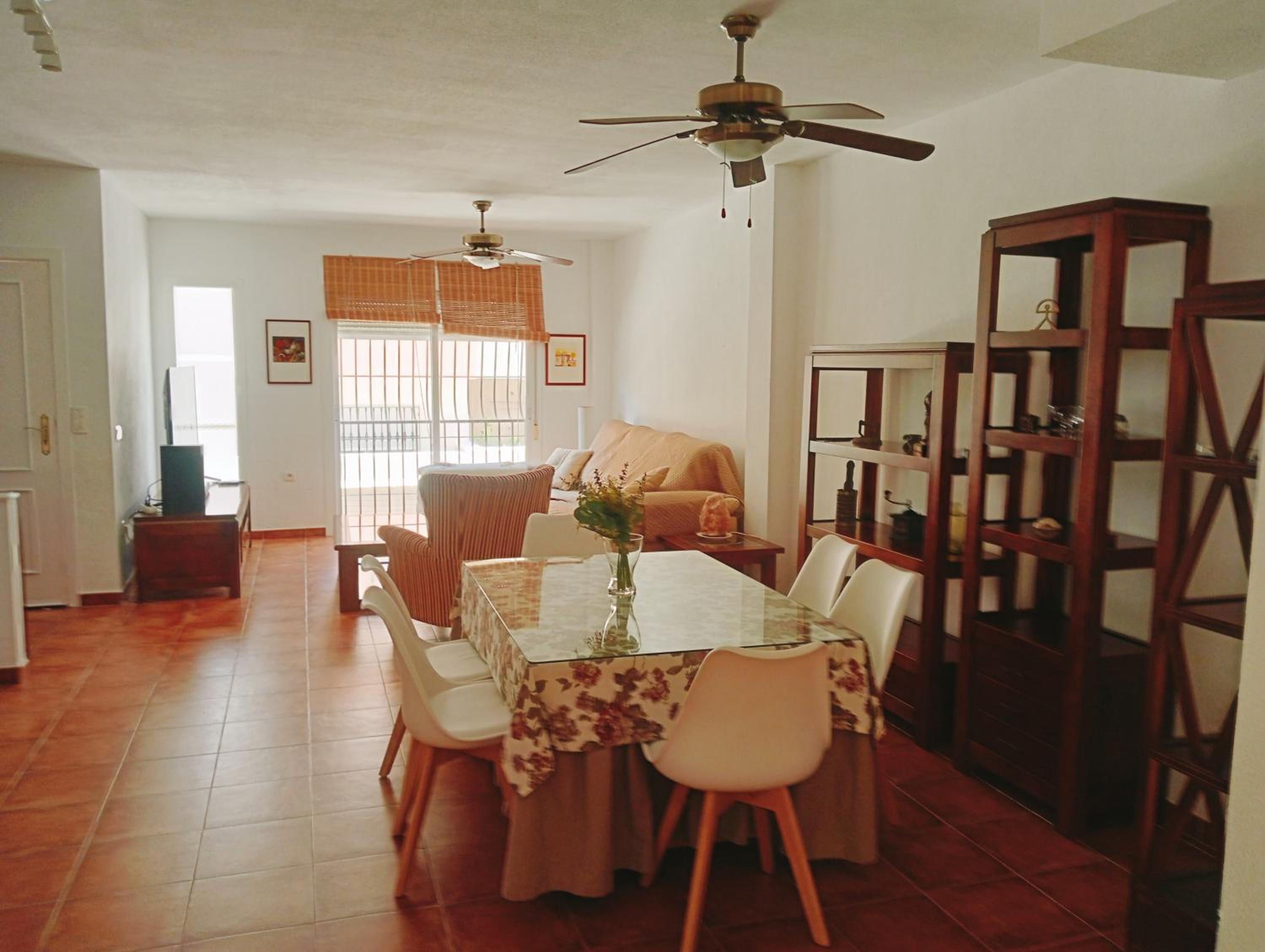 Three-Bedroom House photo 2