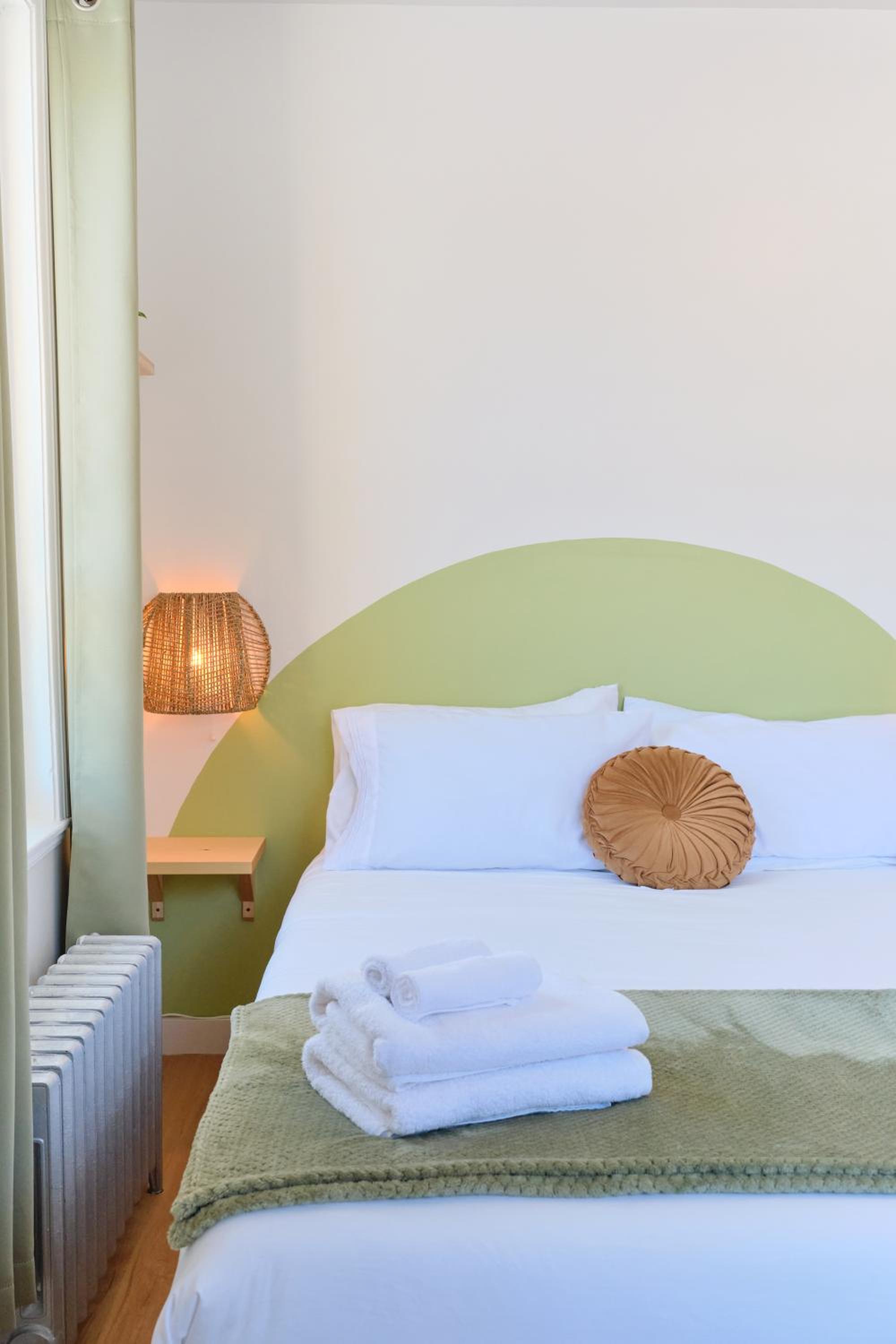 Triple Room with Shared Bathroom photo 2