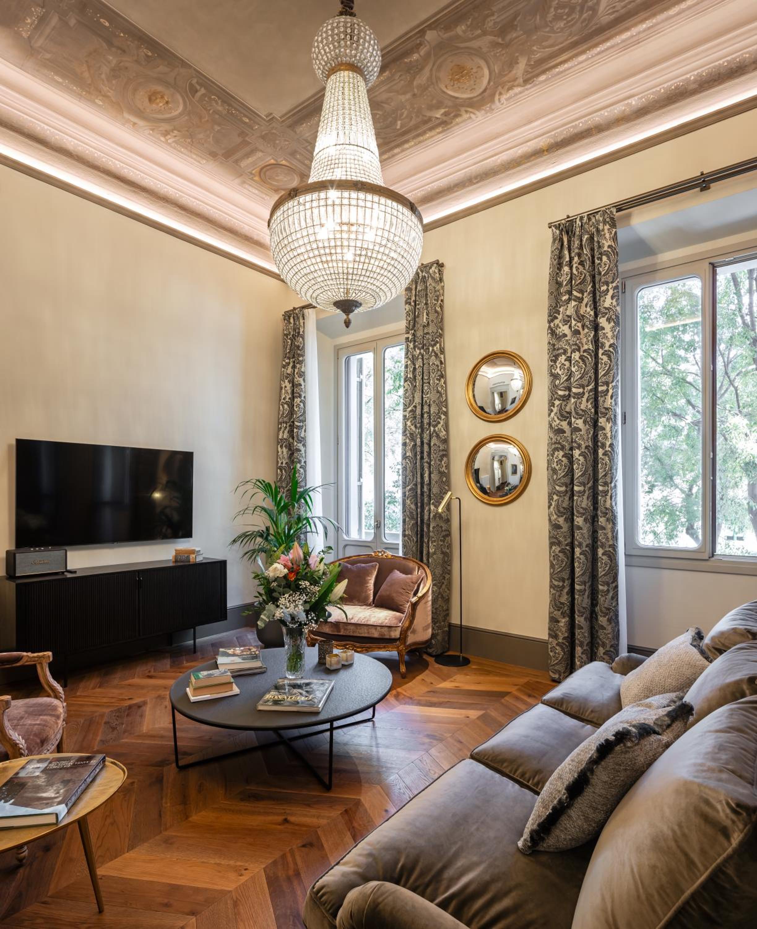 Two-Bedroom Deluxe Apartment with Balcony photo 2