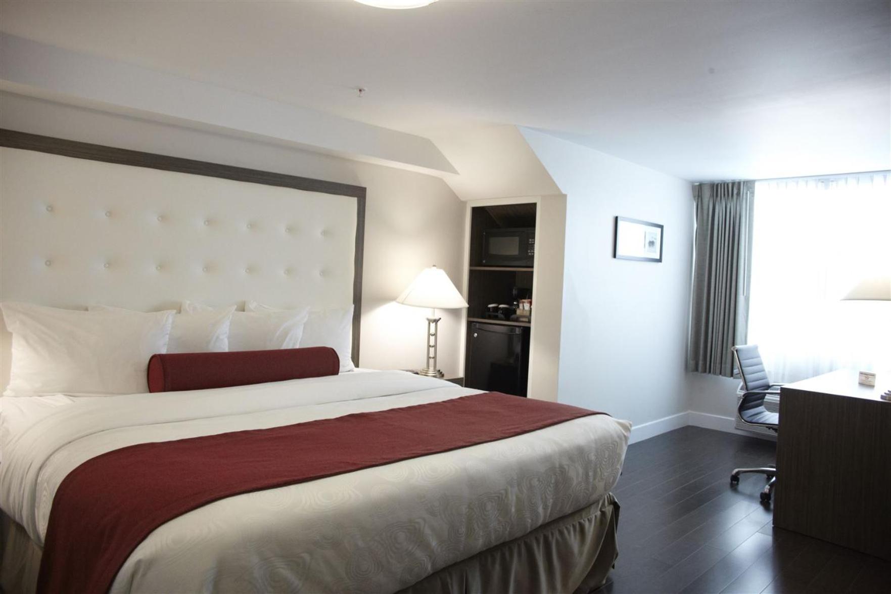 King Suite - Photo 4
