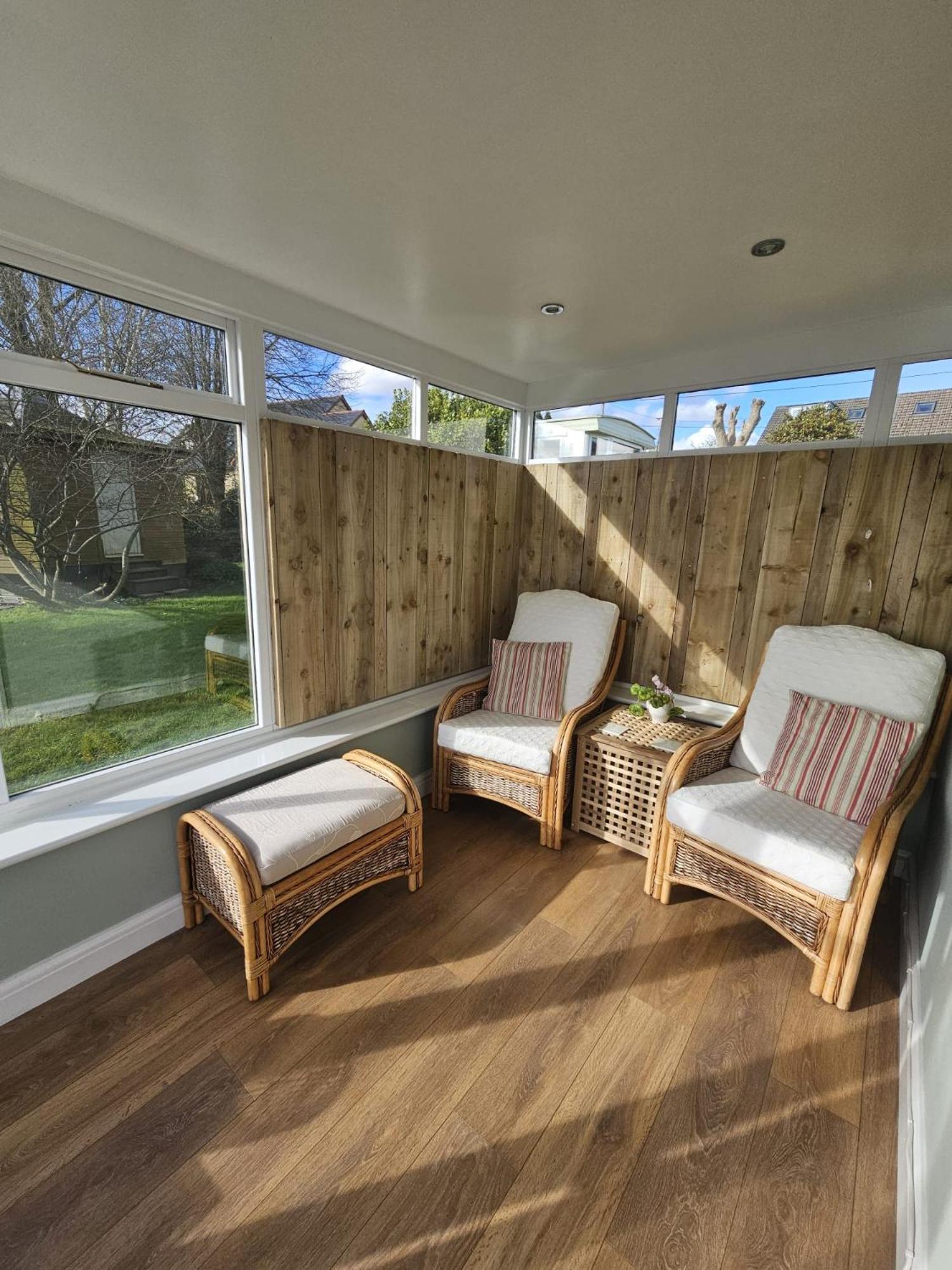 One-Bedroom House photo 2