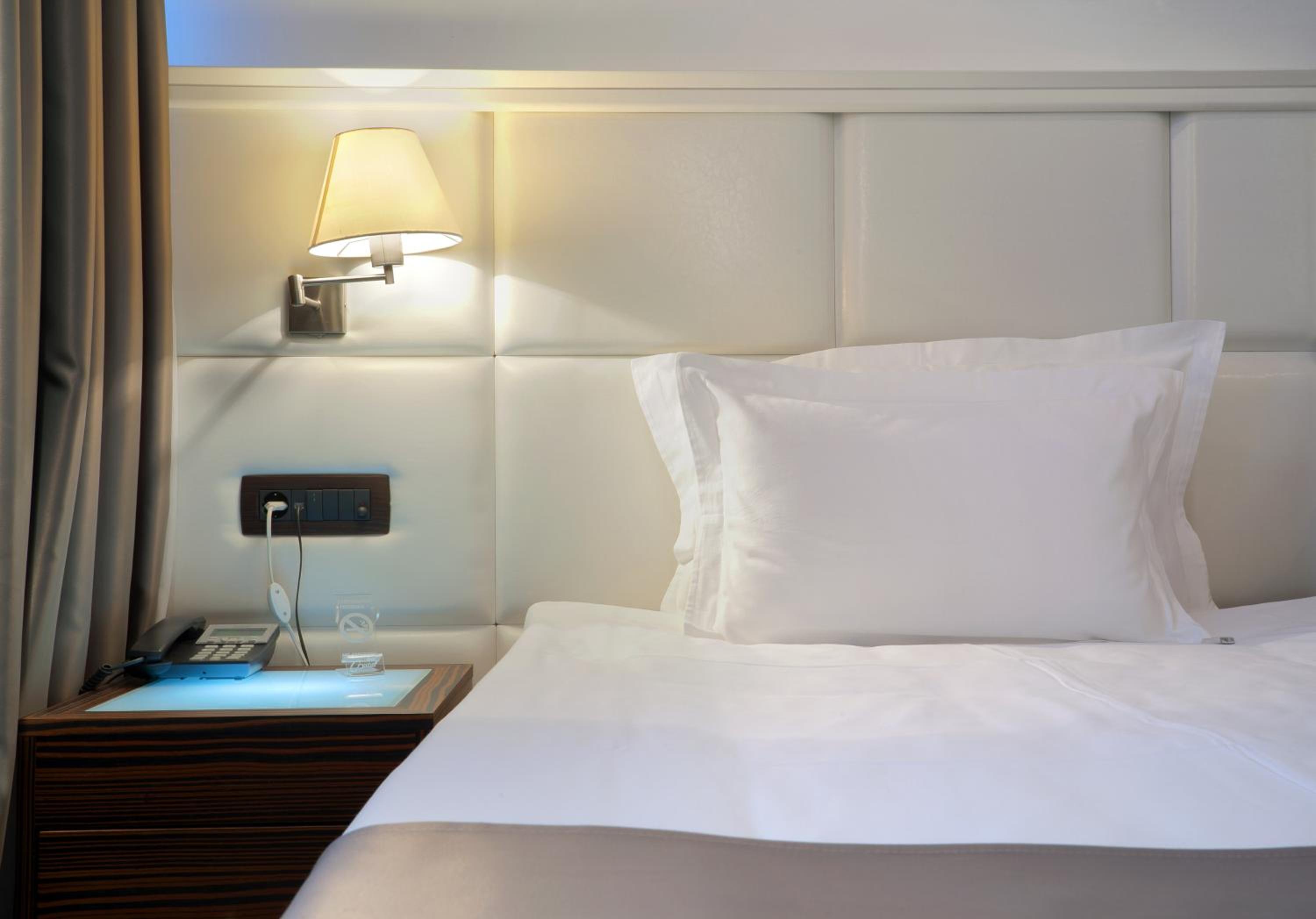 Deluxe Single Room photo 3