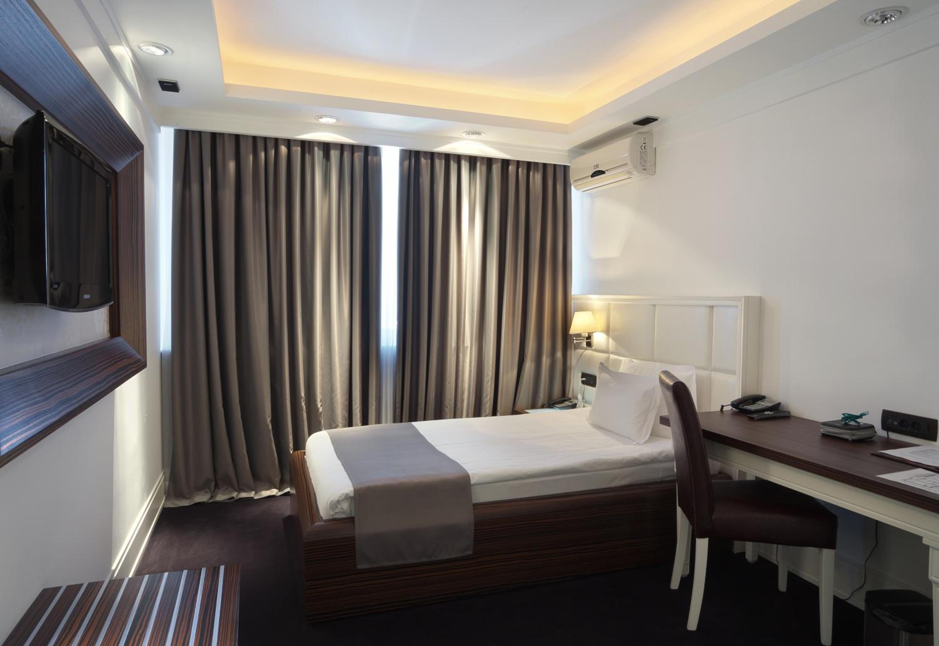 Deluxe Single Room photo 2