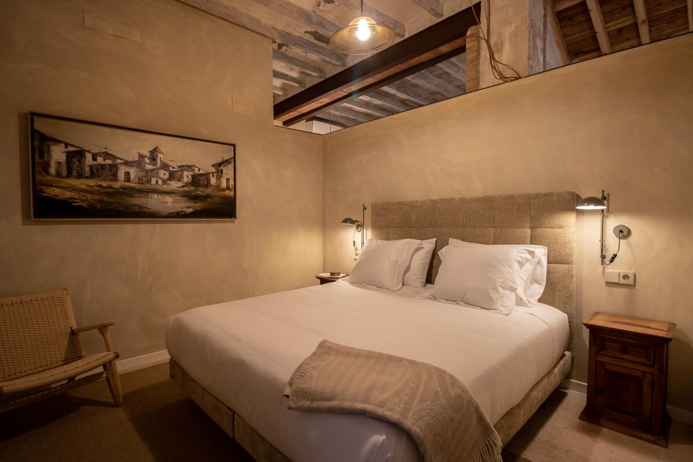 Suite - Photo 5