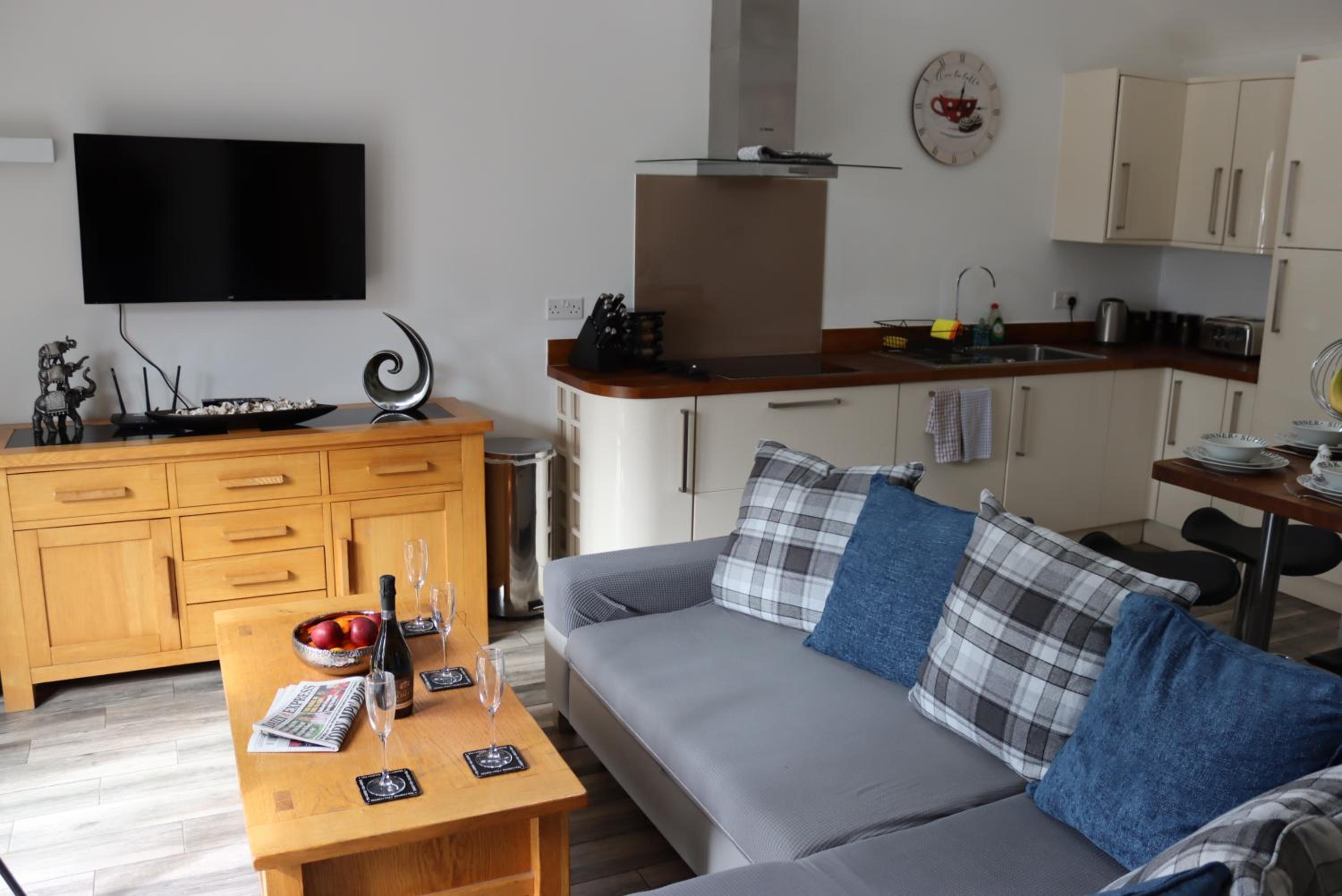 Two-Bedroom Chalet - Photo 23