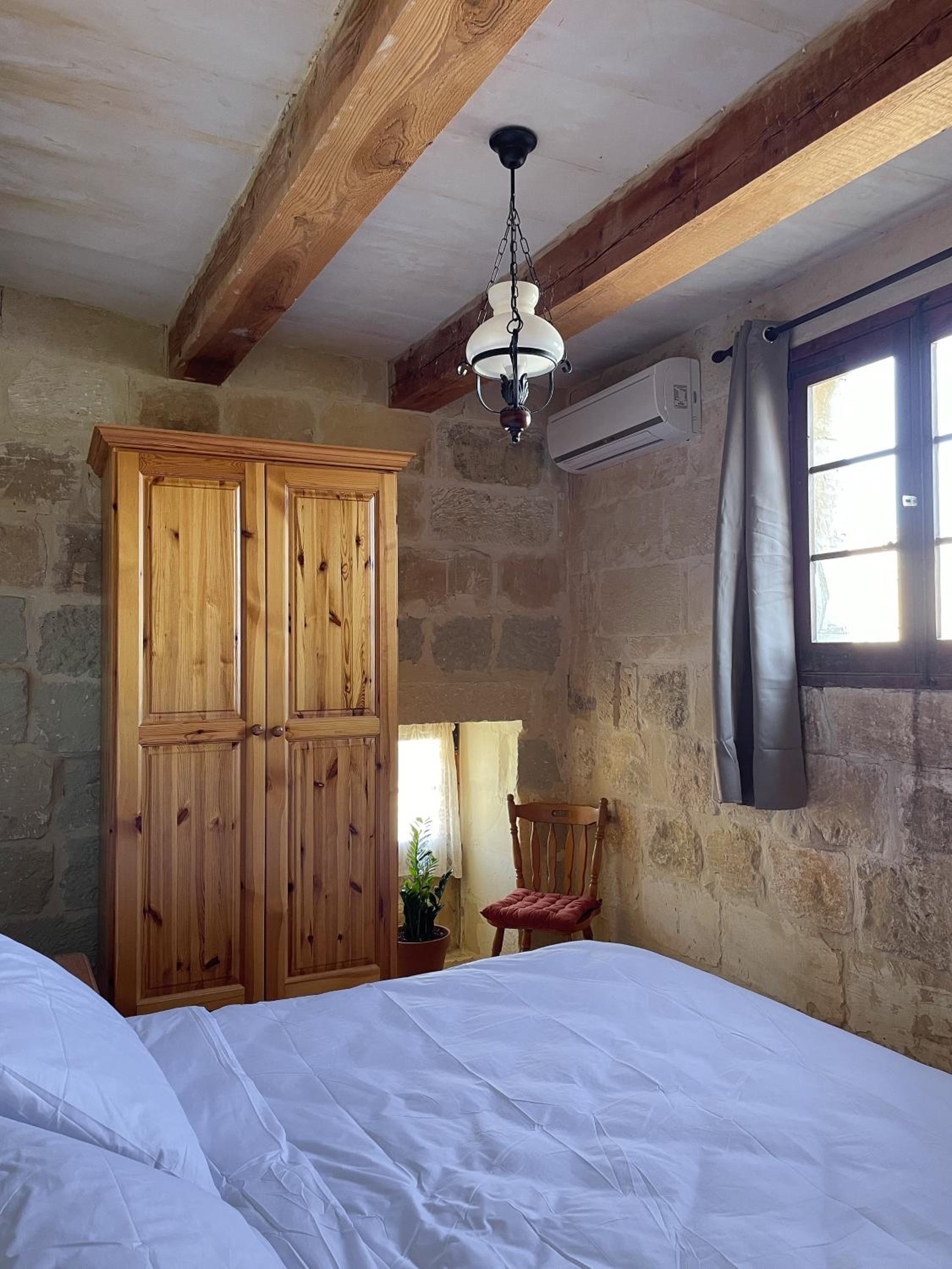 Double Room with Private Bathroom photo 3