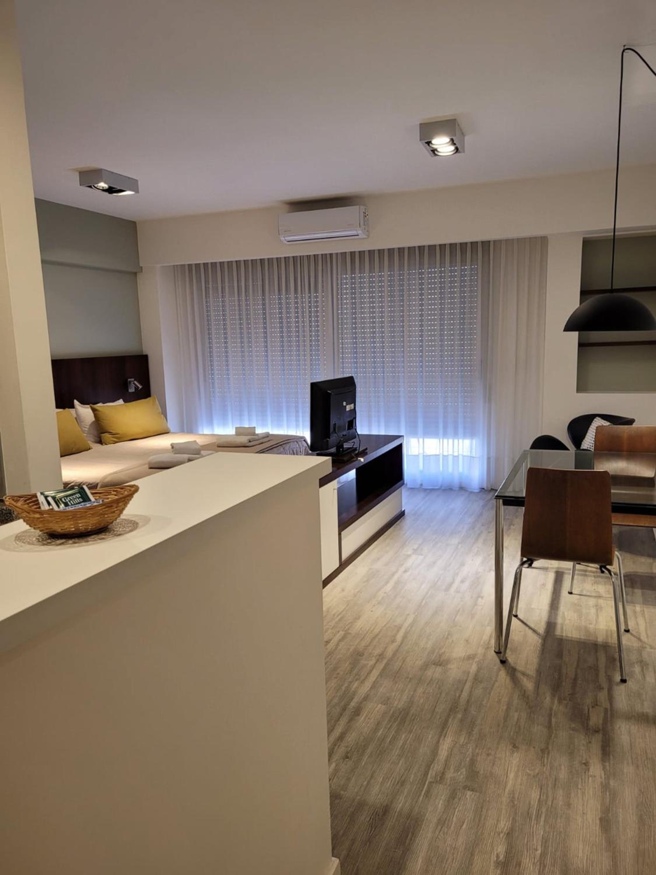 Studio Apartment photo 2