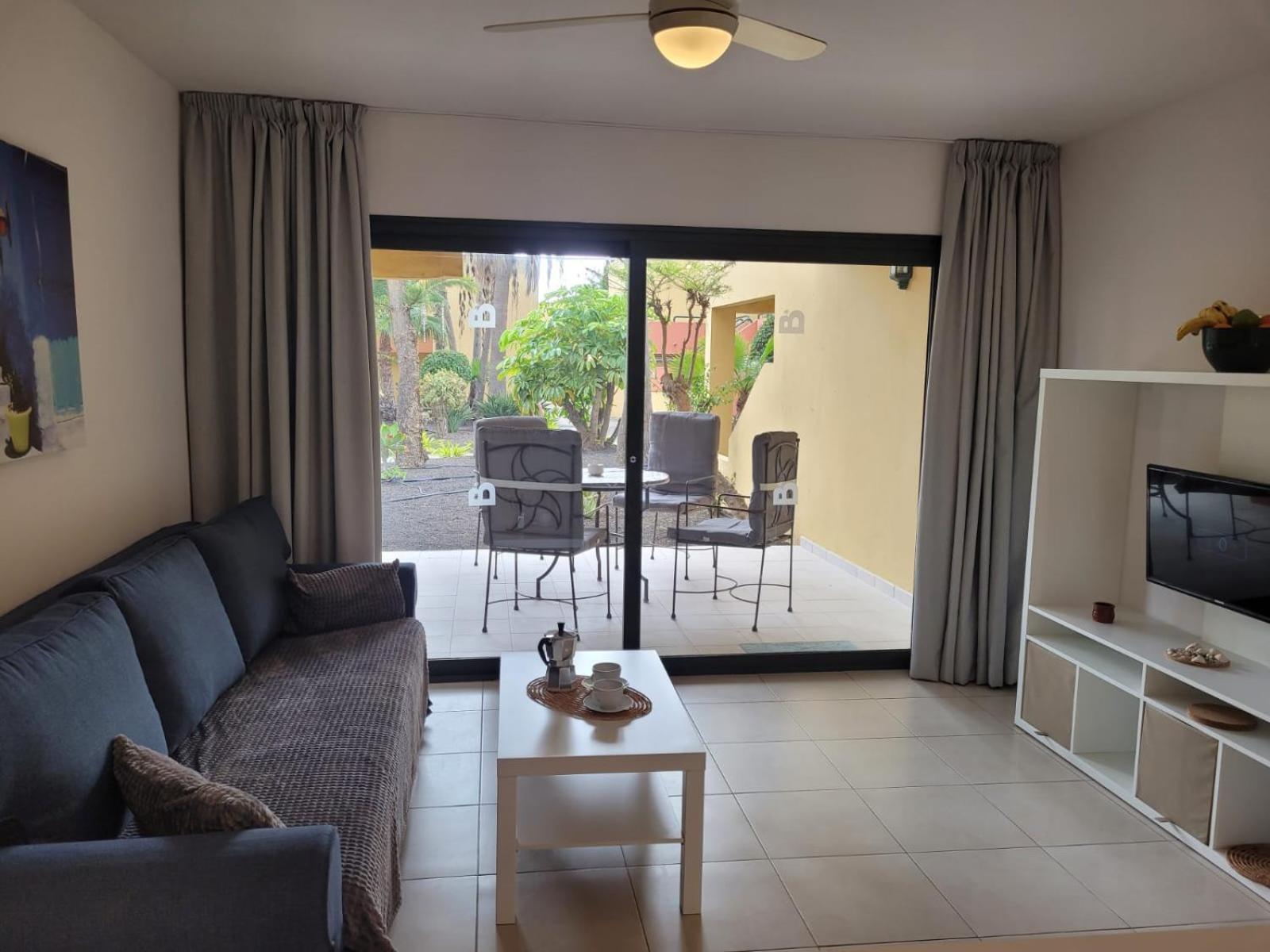 Apartamento con vista al jardín