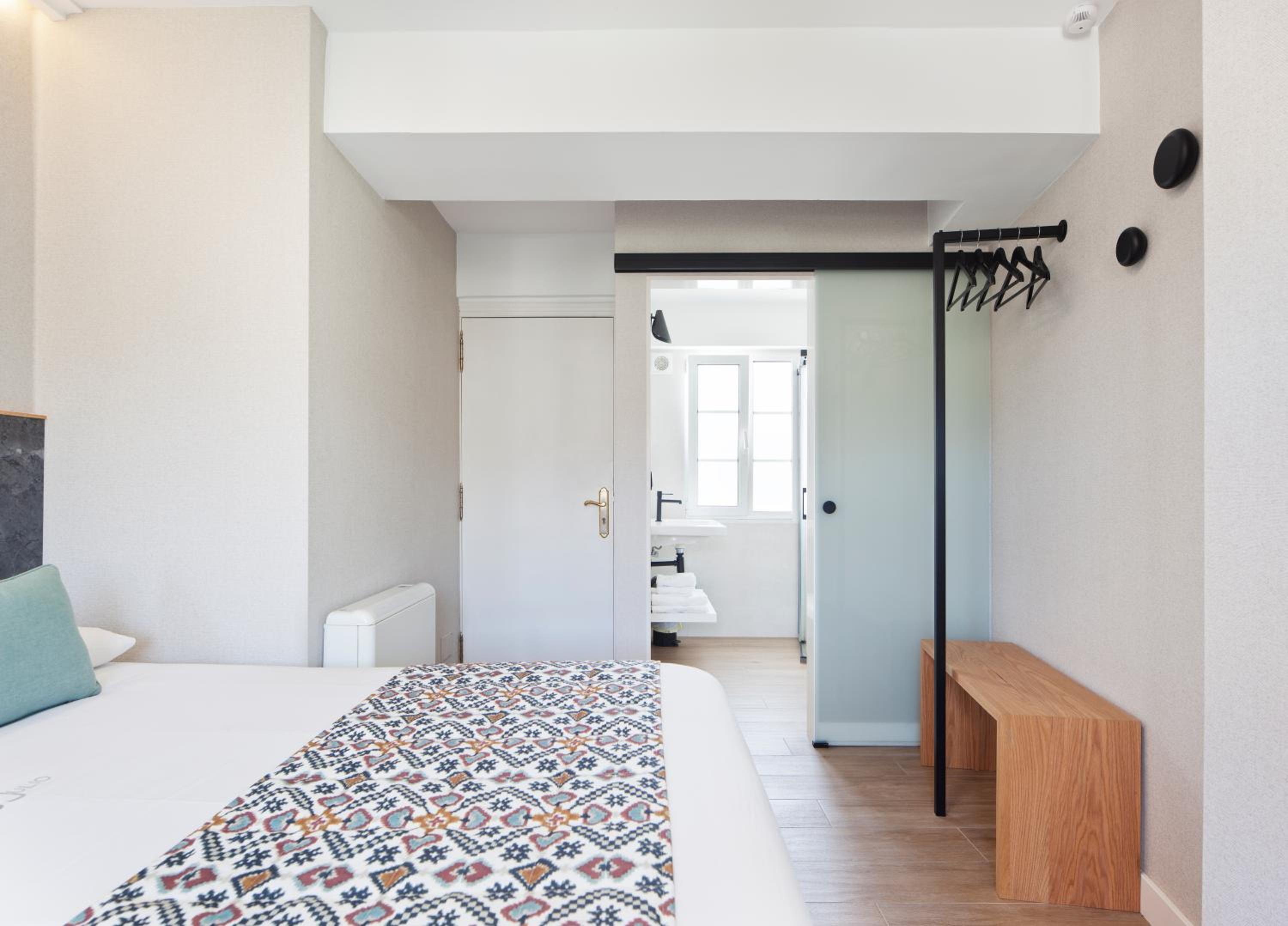Double Room with Extra Bed photo 3
