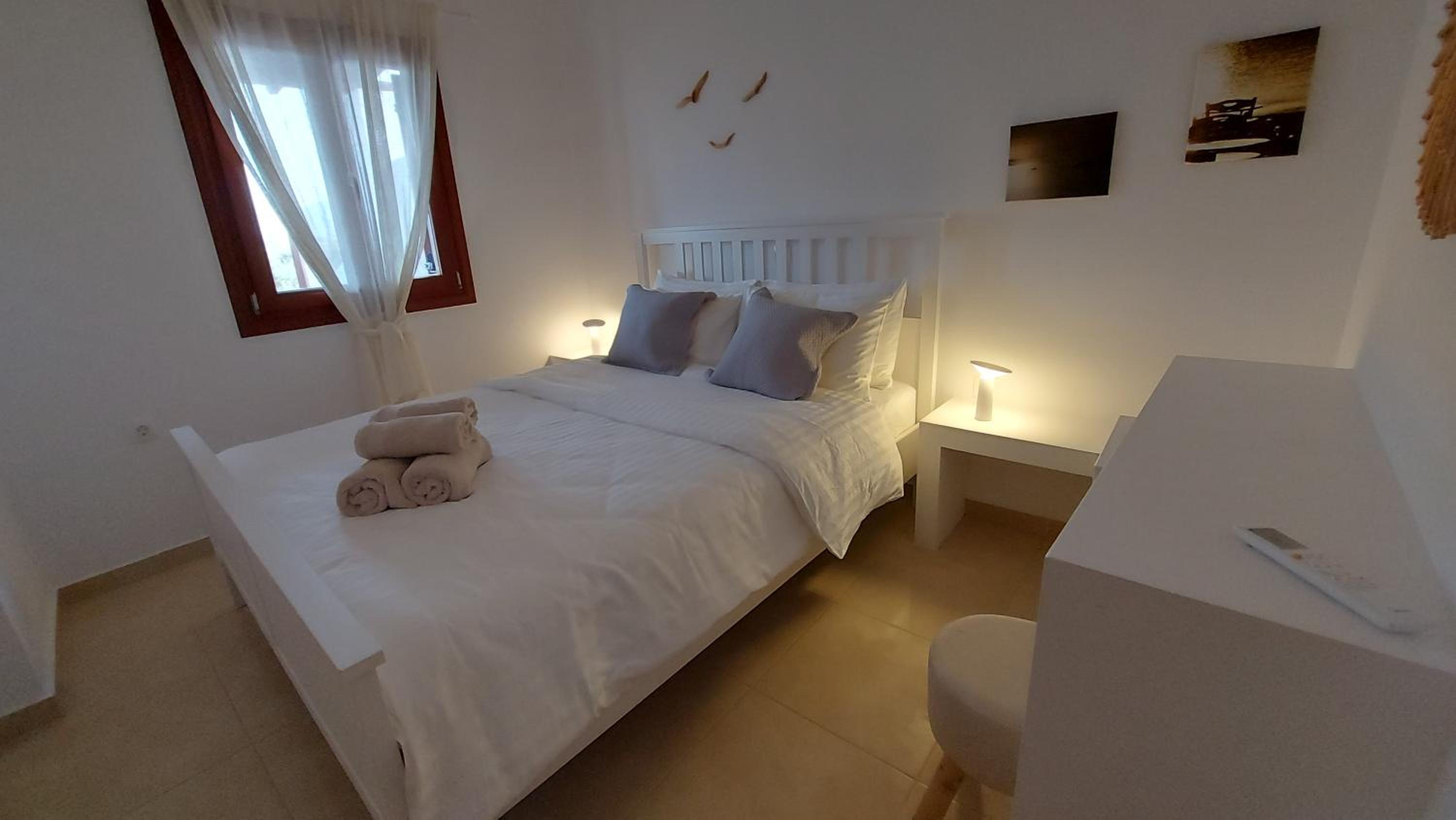 One-Bedroom House photo 1