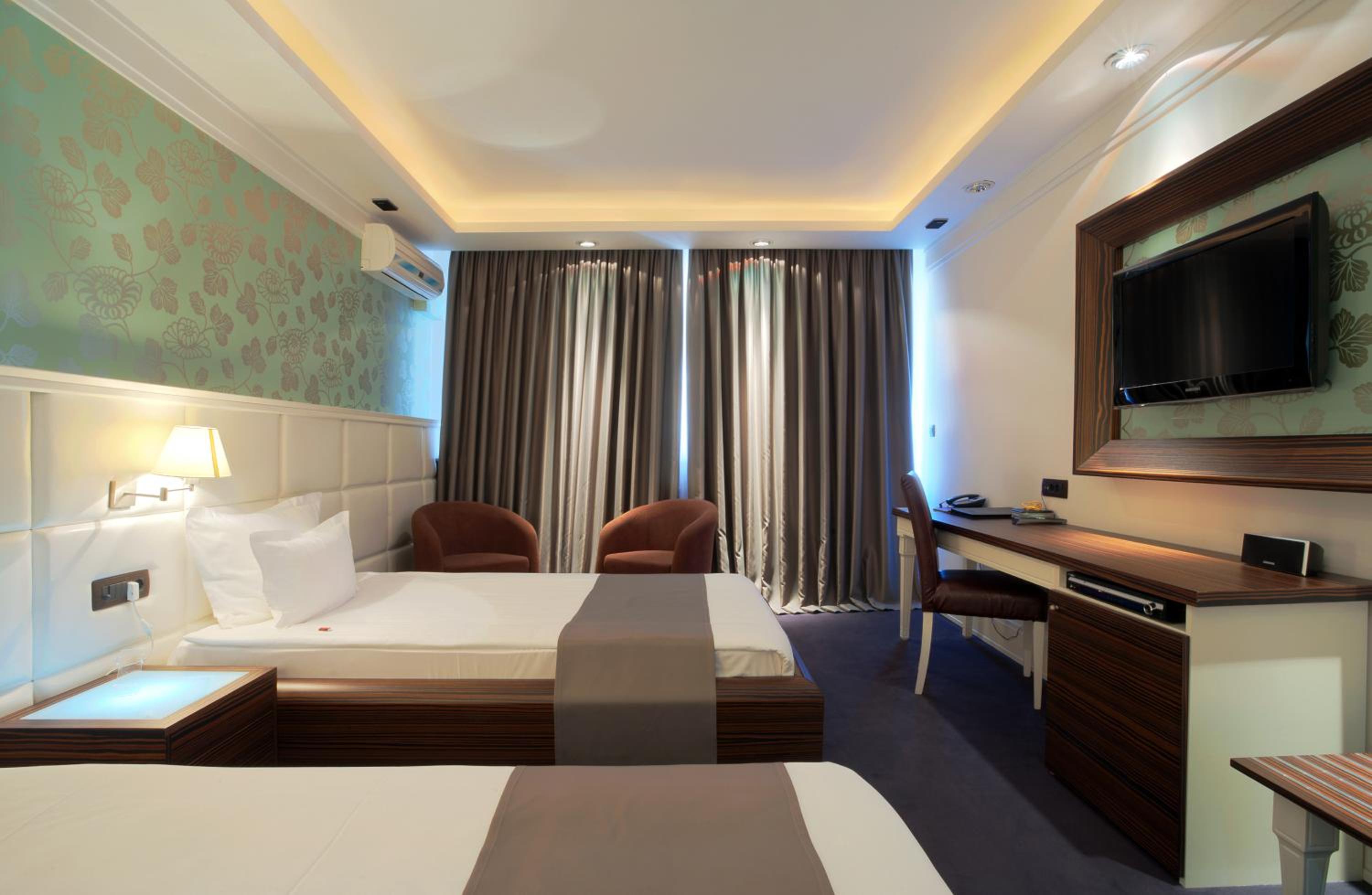 Standard Twin Room photo 2