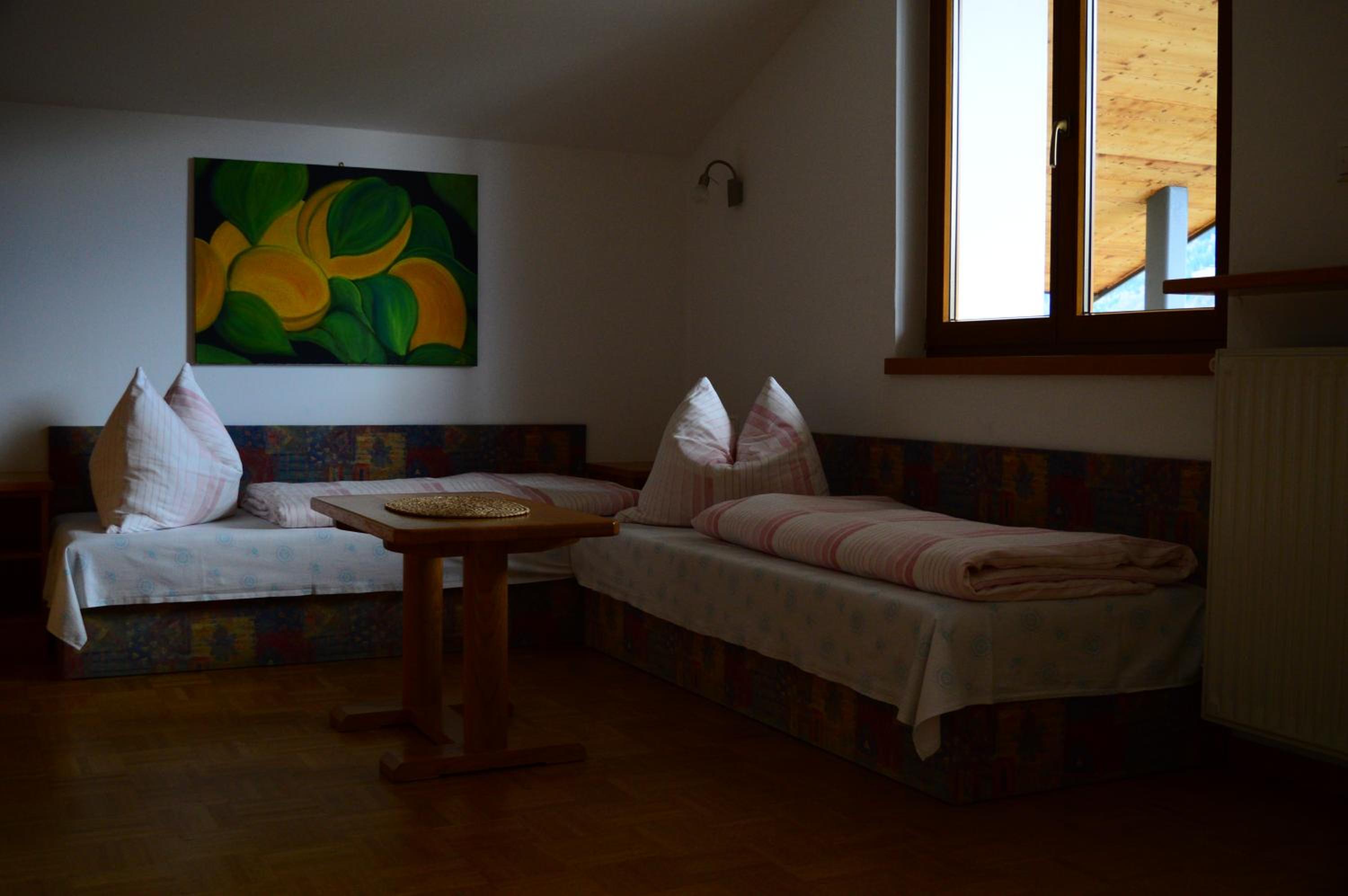 One-Bedroom Apartment with View