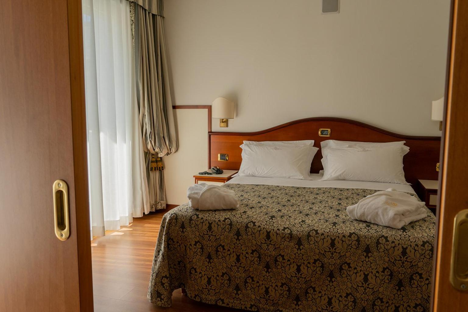 Suite with Lateral Sea view - Photo 4