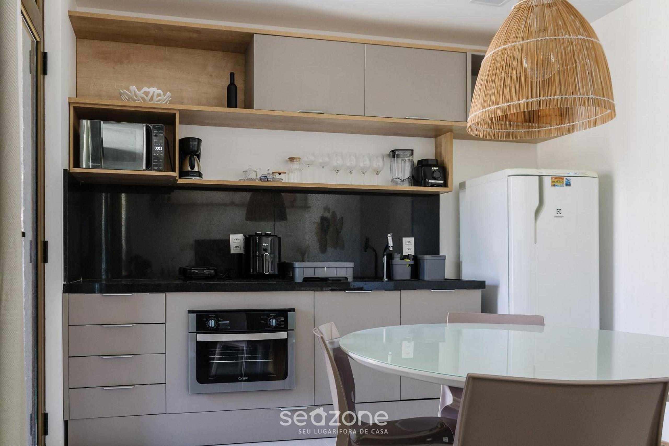 Apartment photo 2