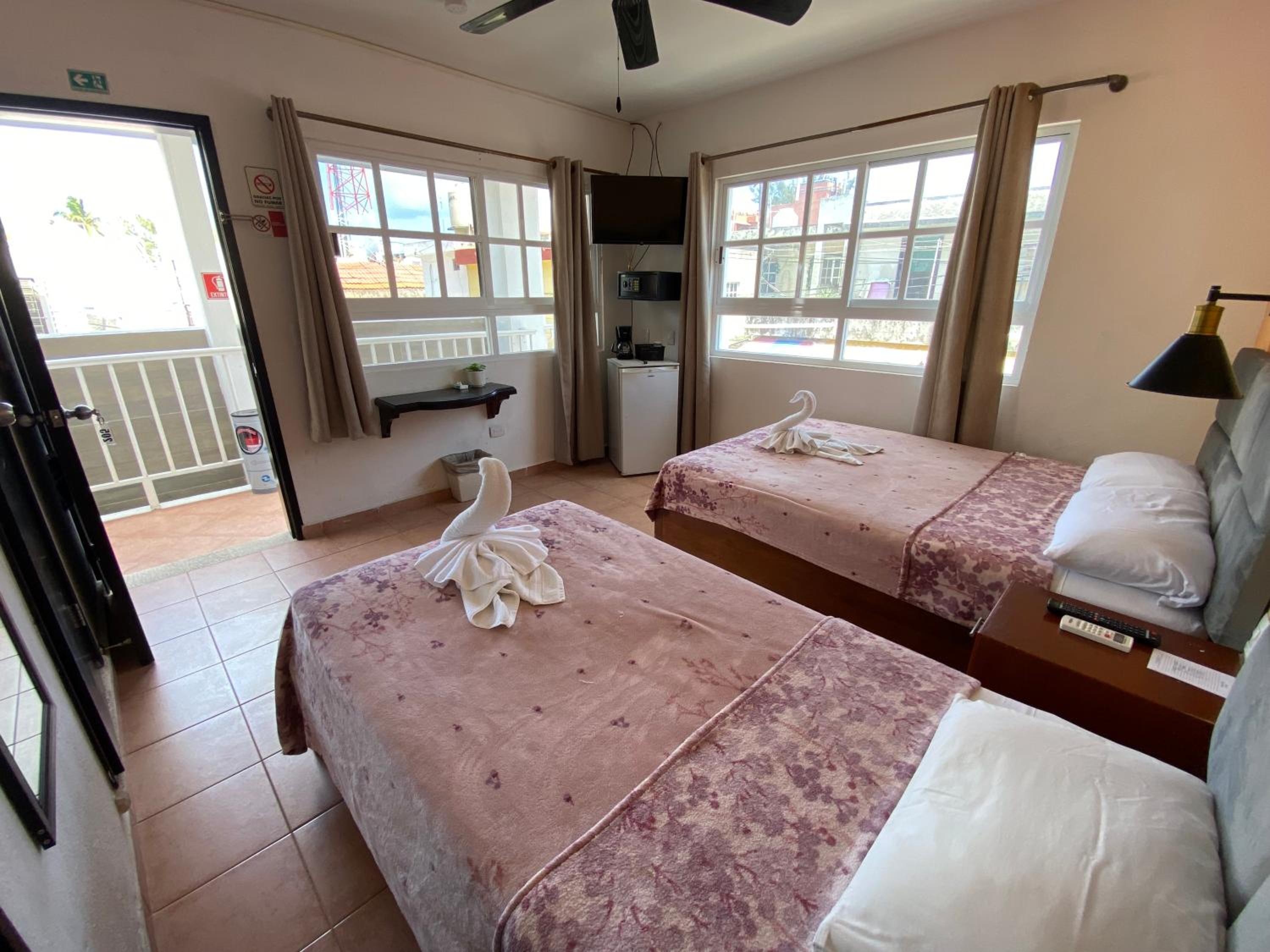 Standard Triple Room photo 3