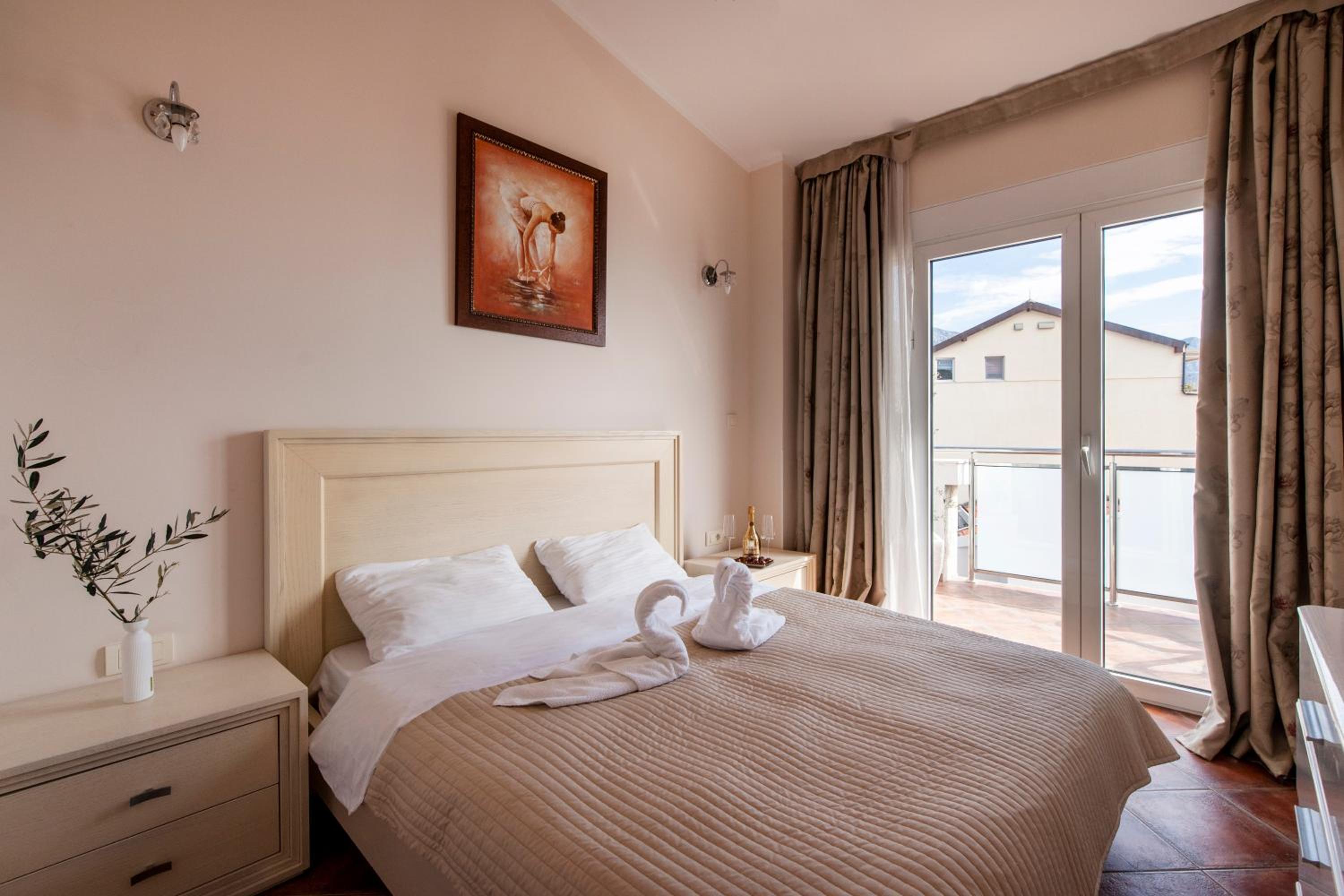 Apartment with Sea View photo 1