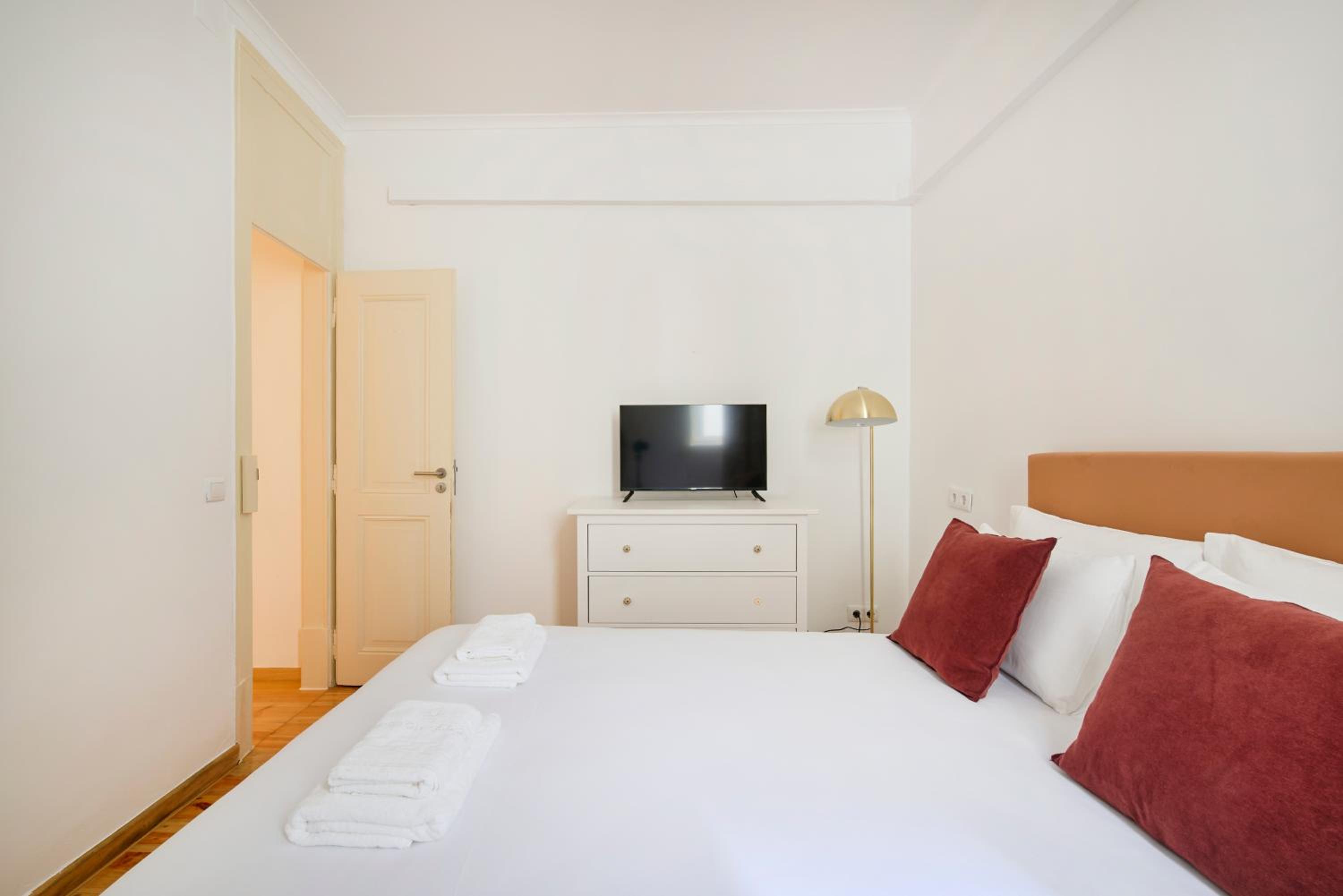 Small Double Room - Photo 1