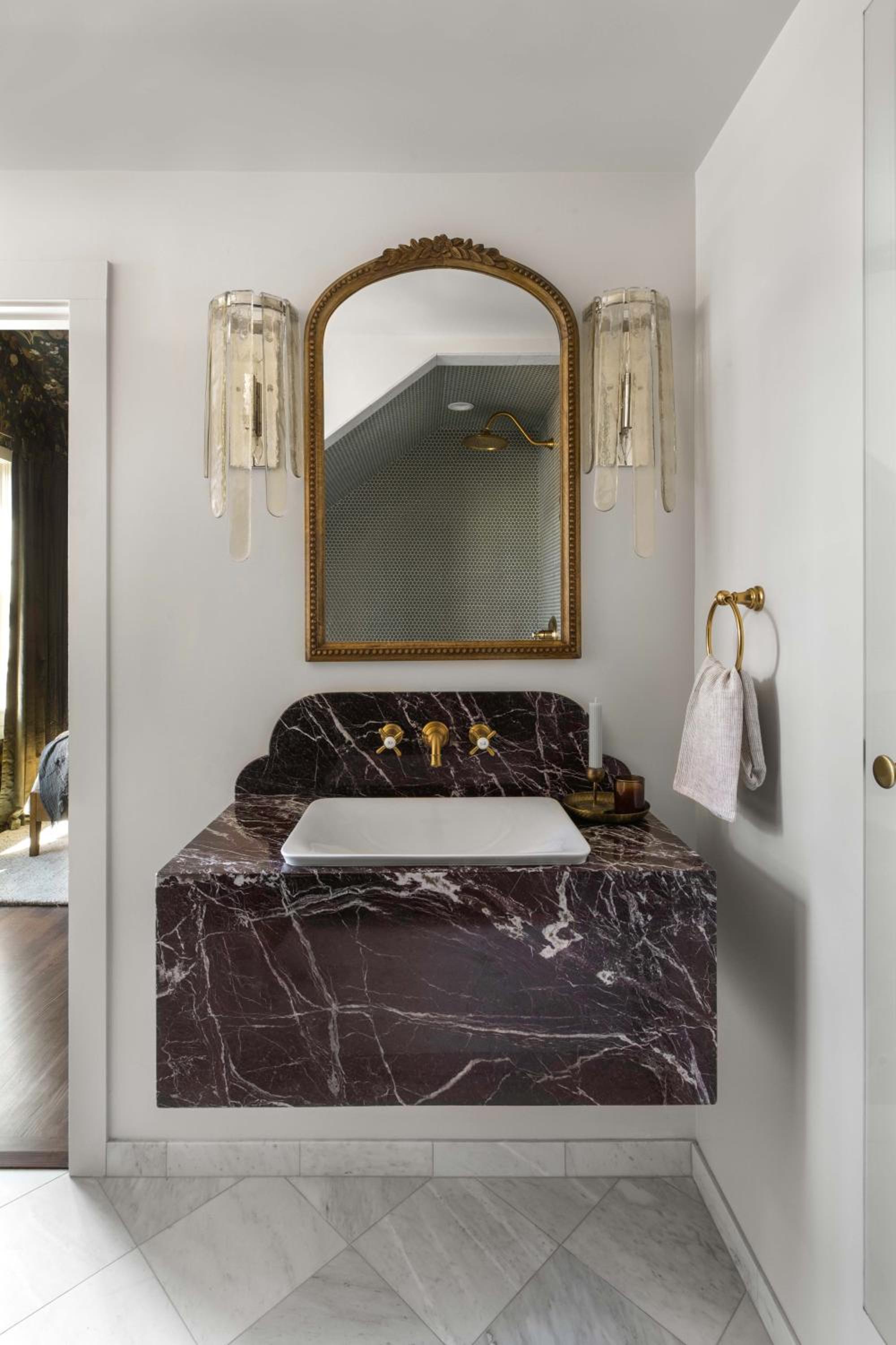Superior Queen Room - Photo 10