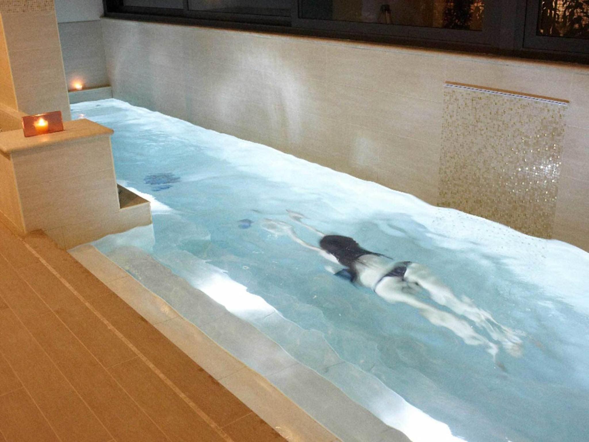 Double or Twin Room with Spa Access - Photo 6