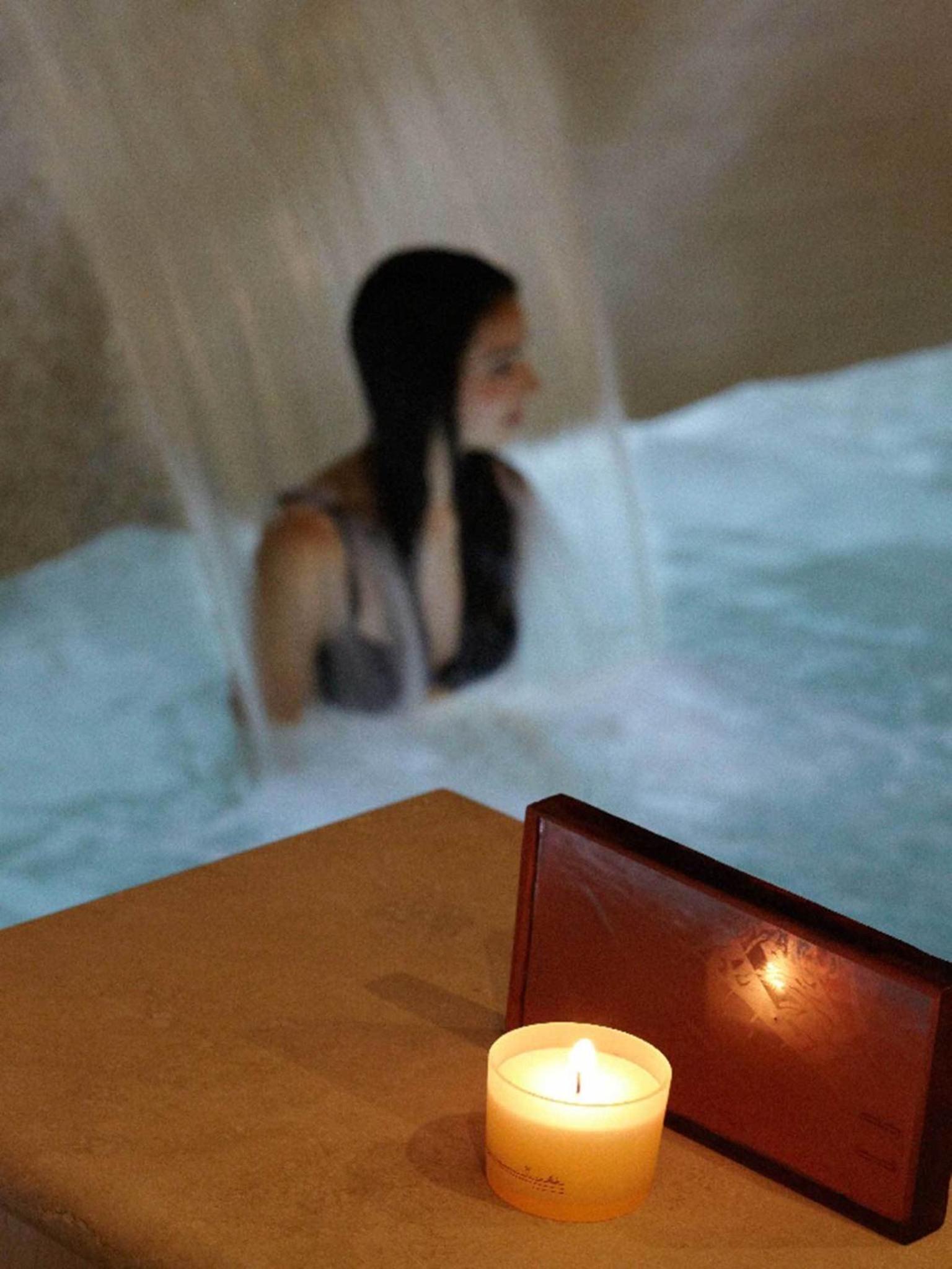 Double or Twin Room with Spa Access - Photo 4