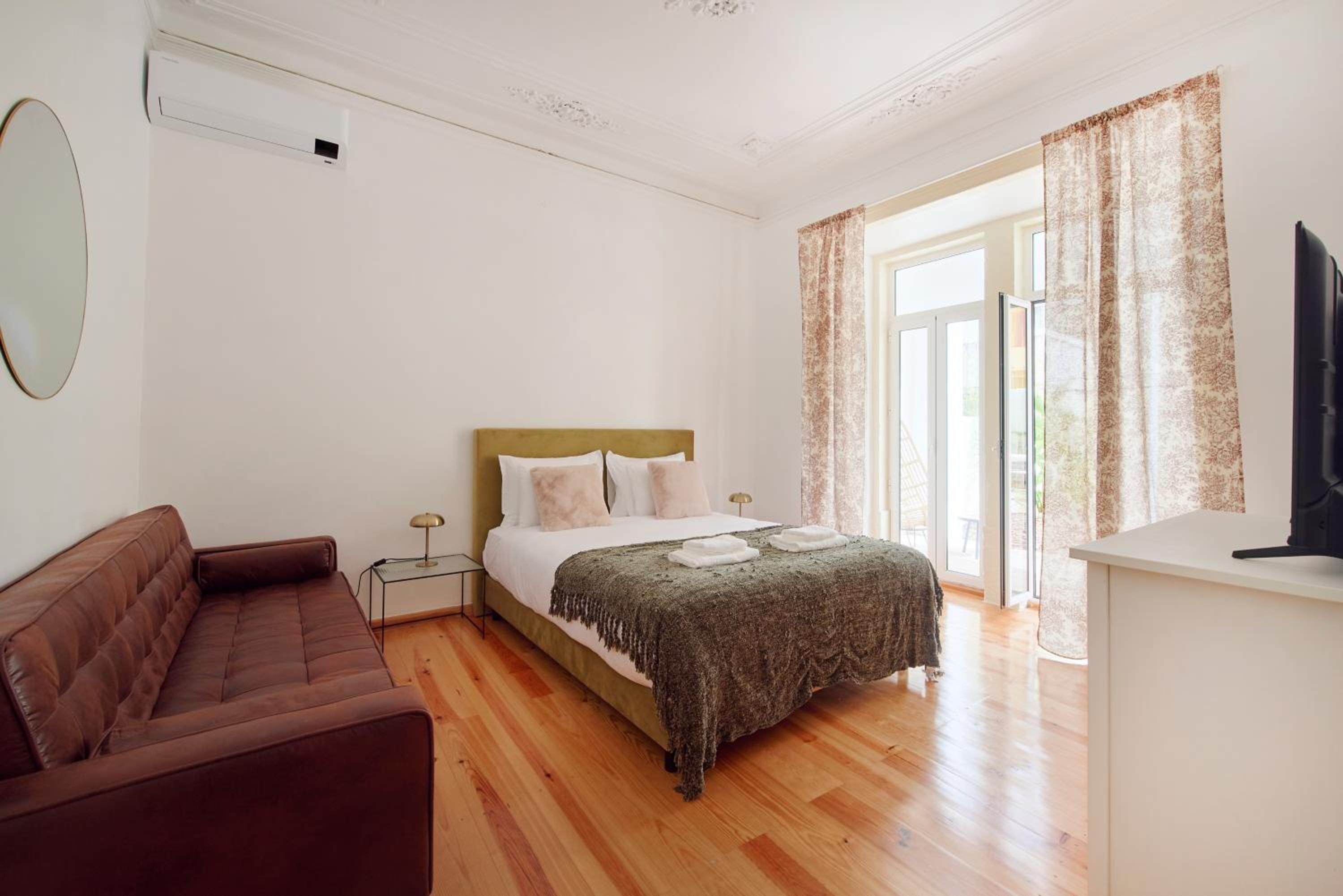 Triple Room with Garden View - Photo 2